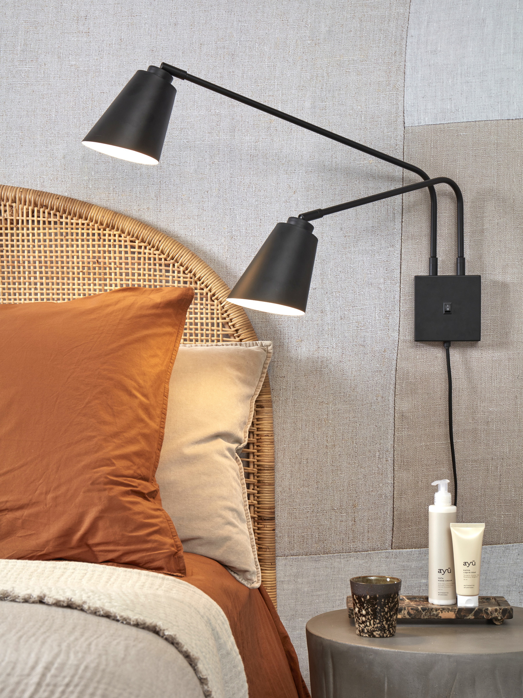 its about RoMi Wandlamp 'Bremen' 2-lamps, kleur Zwart