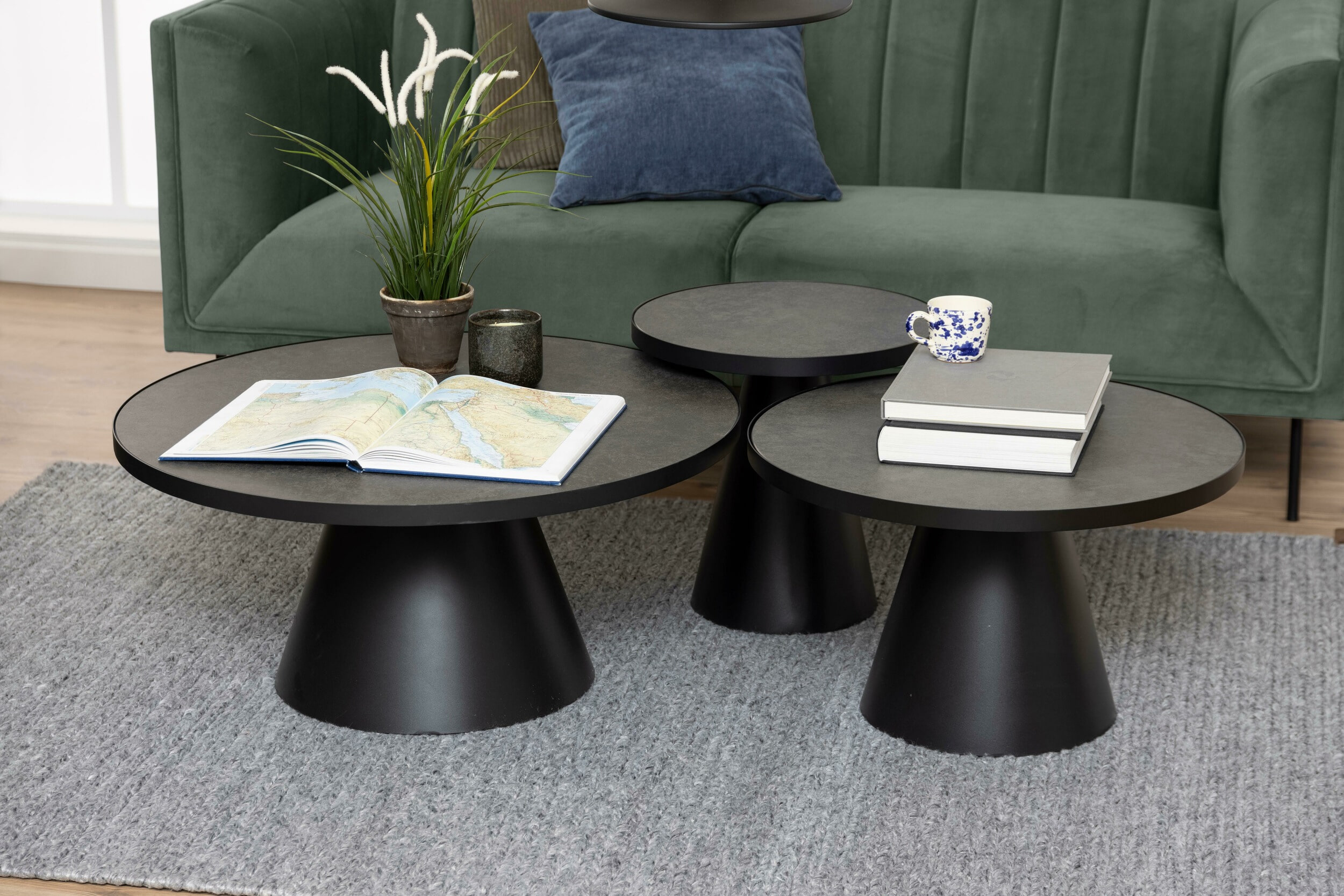 Bendt Salontafel 'Anemone' Keramiek 86cm, kleur Zwart