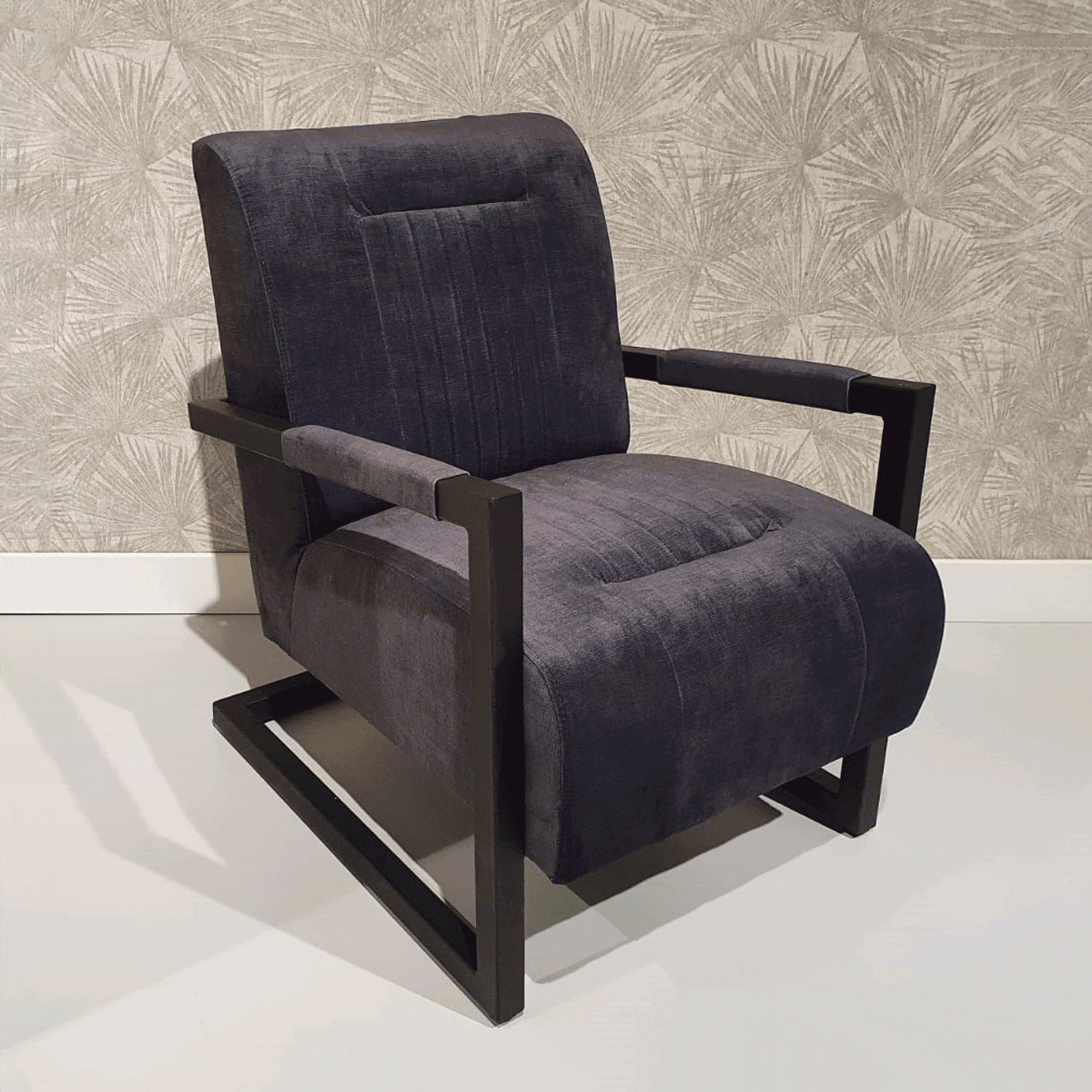 Livingfurn Fauteuil 'Bart' kleur Blauw Livingfurn Fauteuil 'Bart' kleur Blauw