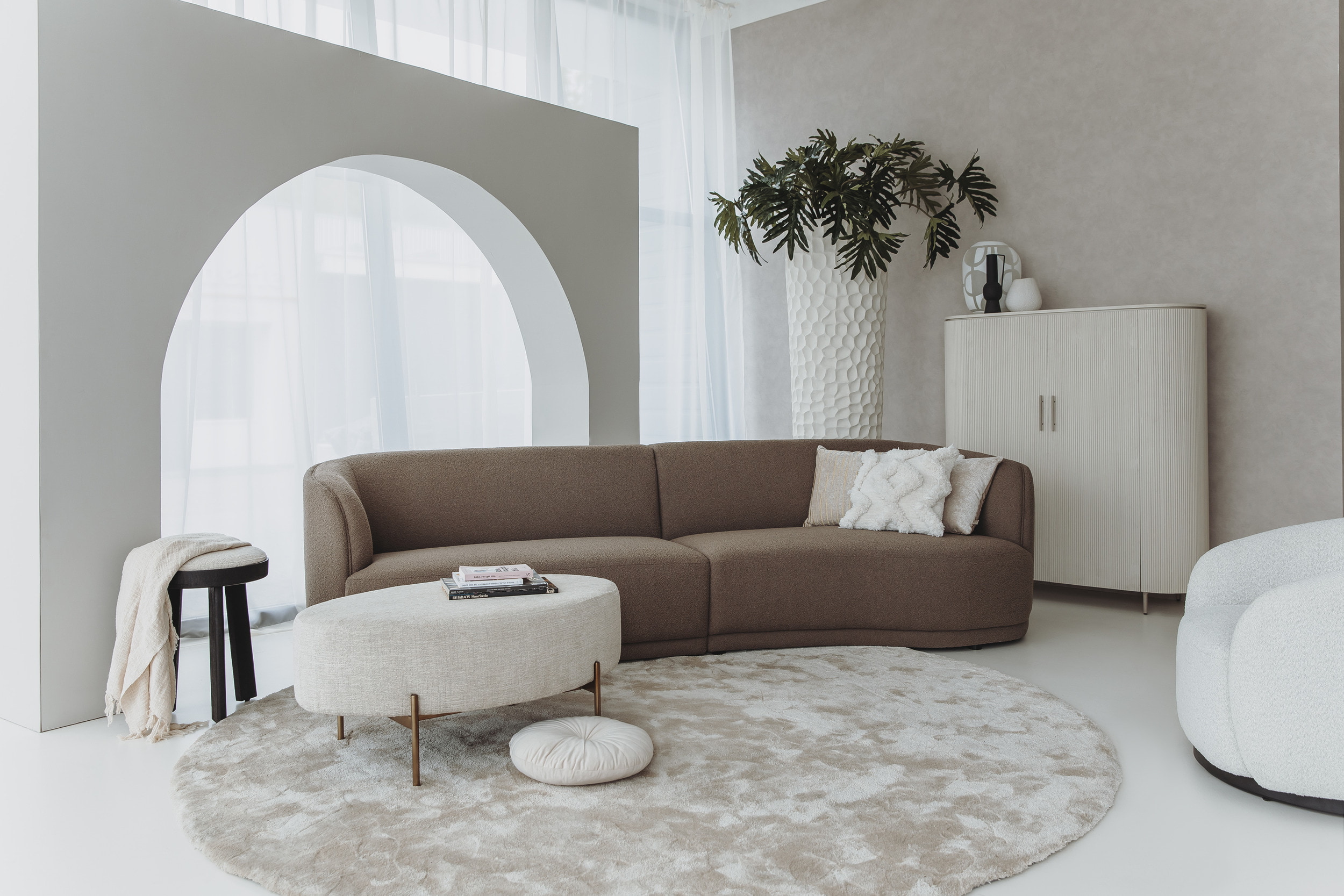 Tower Living Opbergkast 'Corbetta' Minerale cement finish, 145 x 135cm