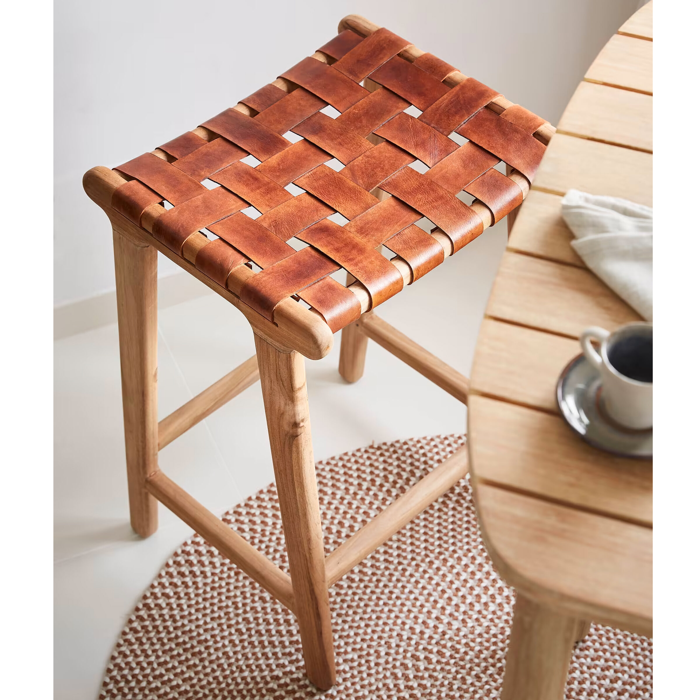 Kave Home Barkruk 'Calixta' kleur Bruin (zithoogte 67cm)