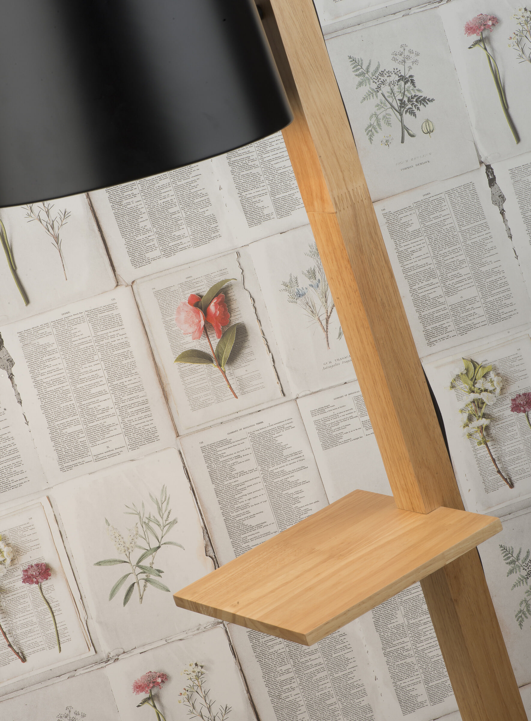 its about RoMi Vloerlamp 'Cambridge' met plankjes, kleur Zwart