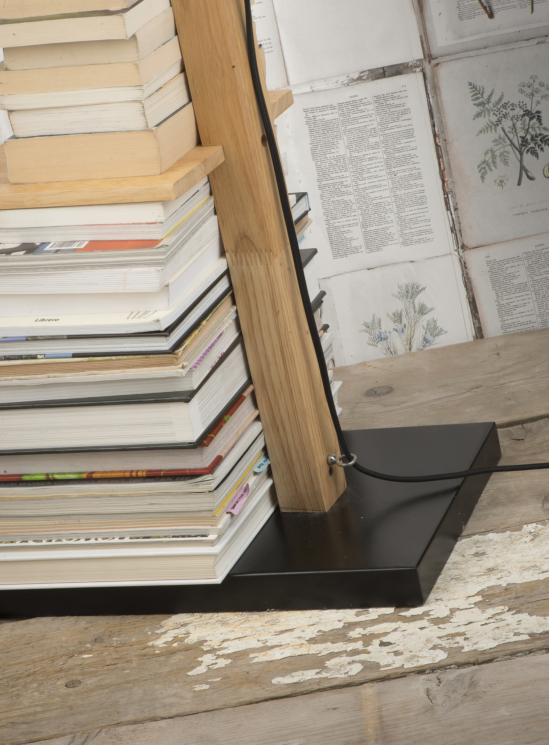 its about RoMi Vloerlamp 'Cambridge' met plankjes, kleur Zwart