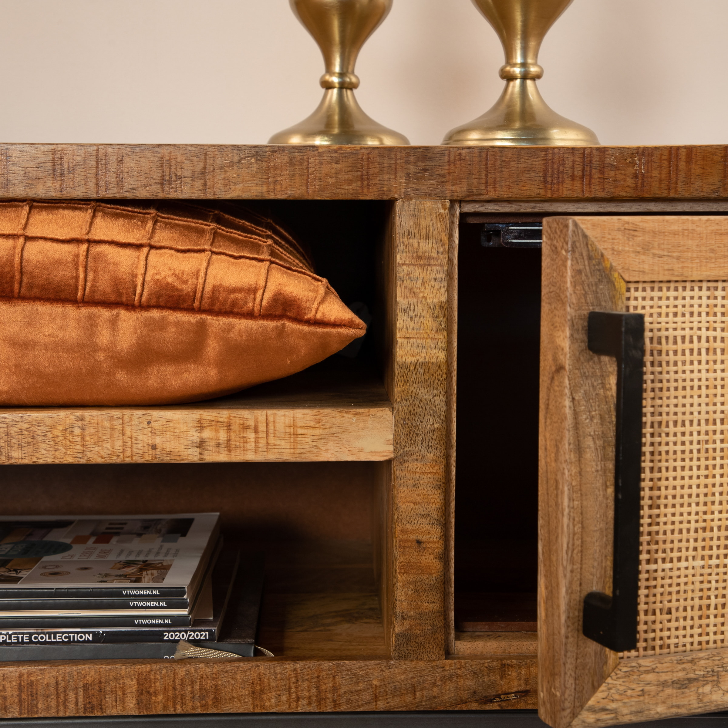 RENEW TV-meubel 'Carini' Hout en Webbing, 160cm, kleur Naturel
