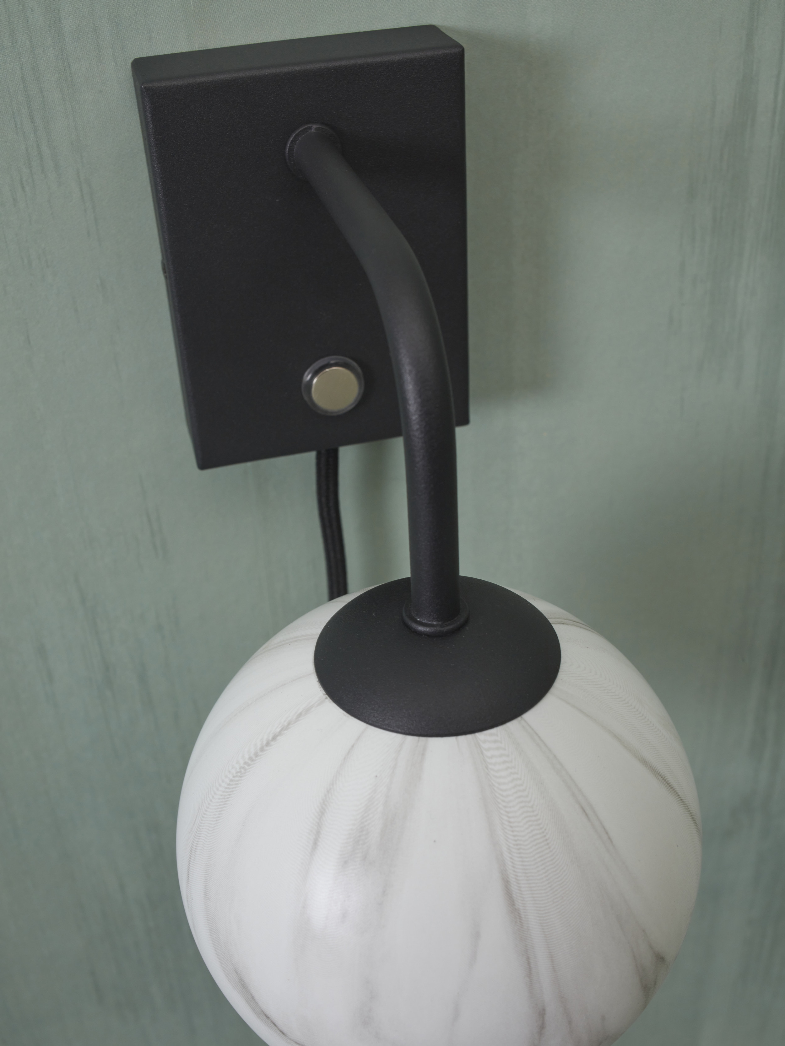 its about RoMi Wandlamp 'Carrara' Marmerprint, kleur Zwart