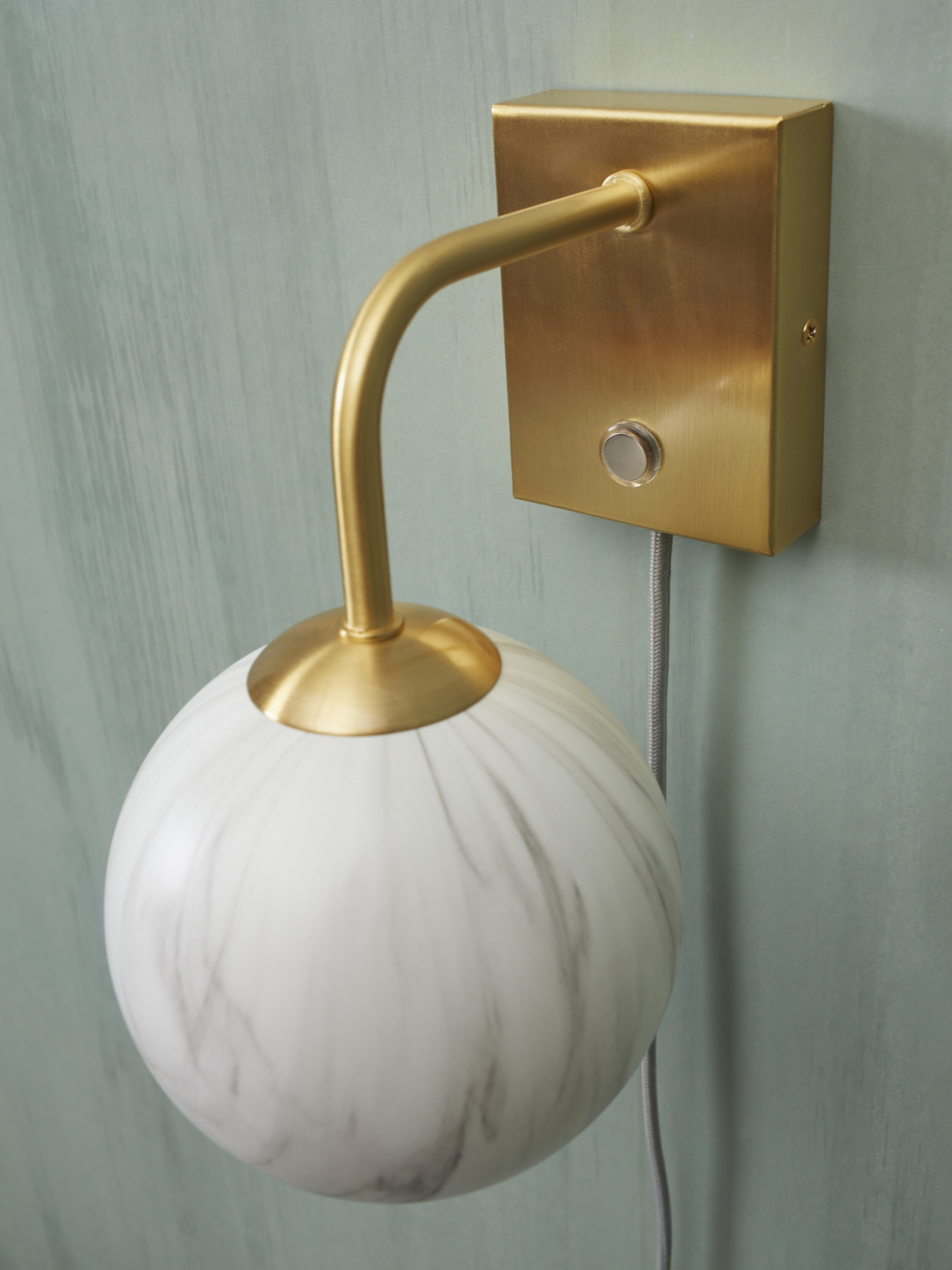 its about RoMi Wandlamp 'Carrara' Marmerprint, kleur Goud