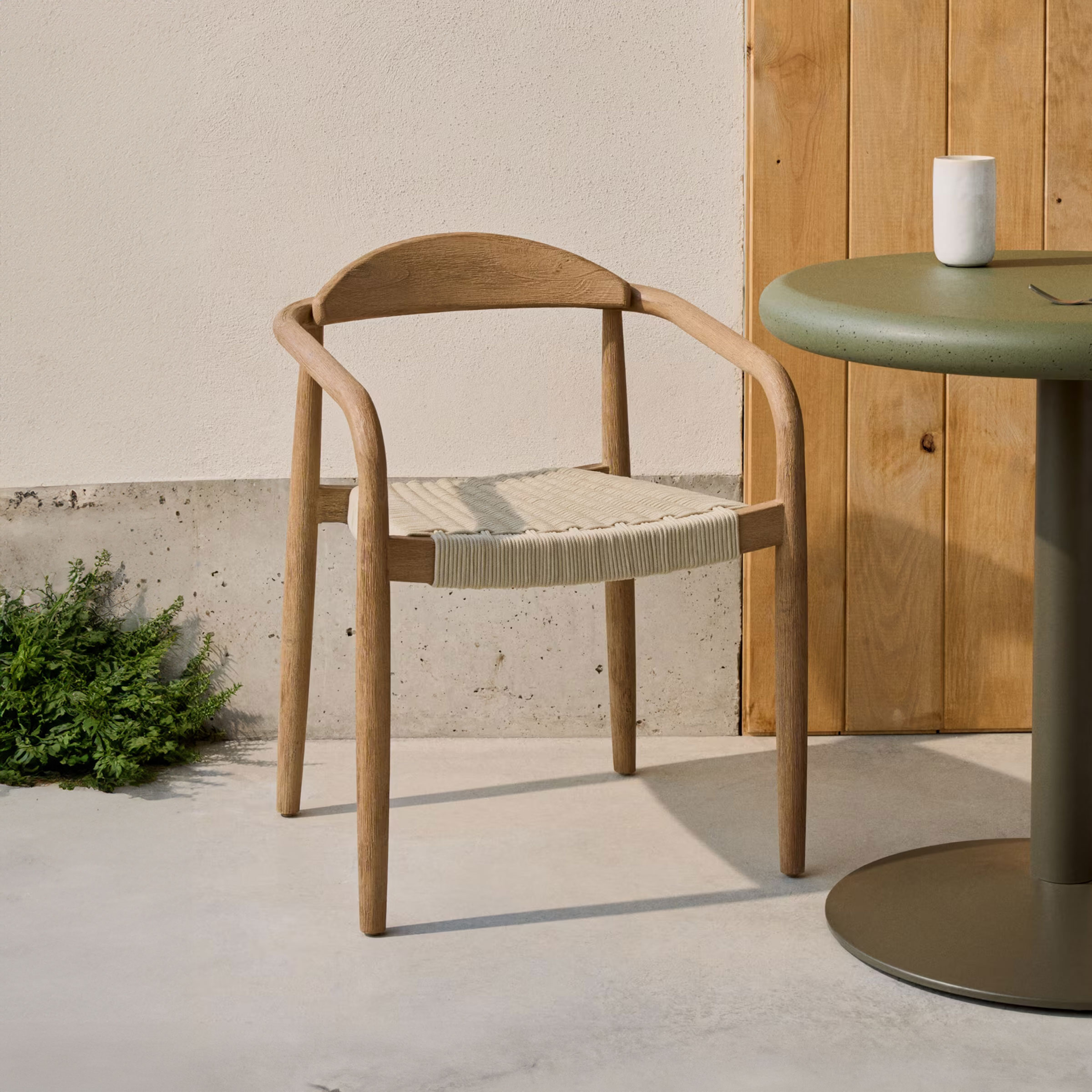 Kave Home Tuin / Eetkamerstoel 'Nina' Acaciahout, kleur Ecru