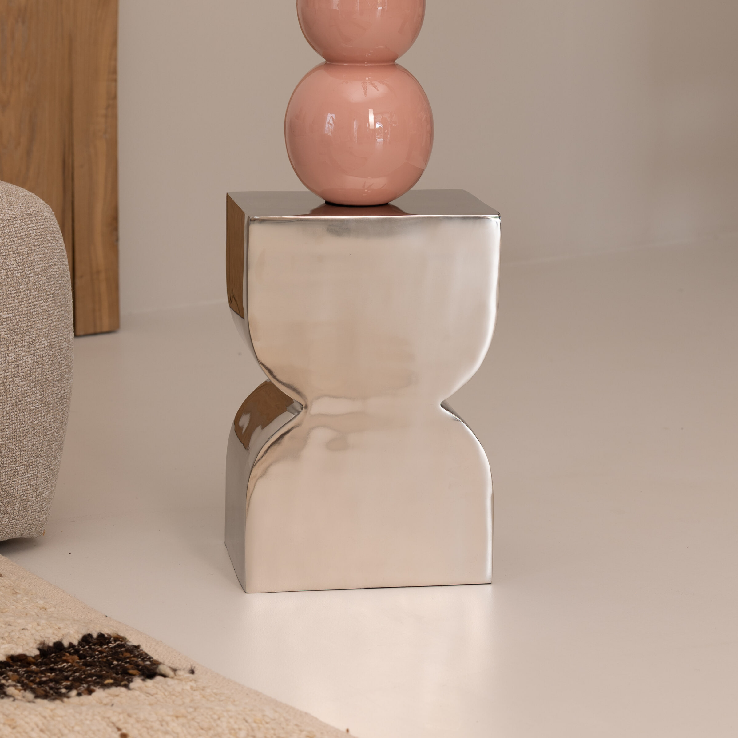 Zuiver Krukje/Bijzettafel 'Cones' 30 x 21cm