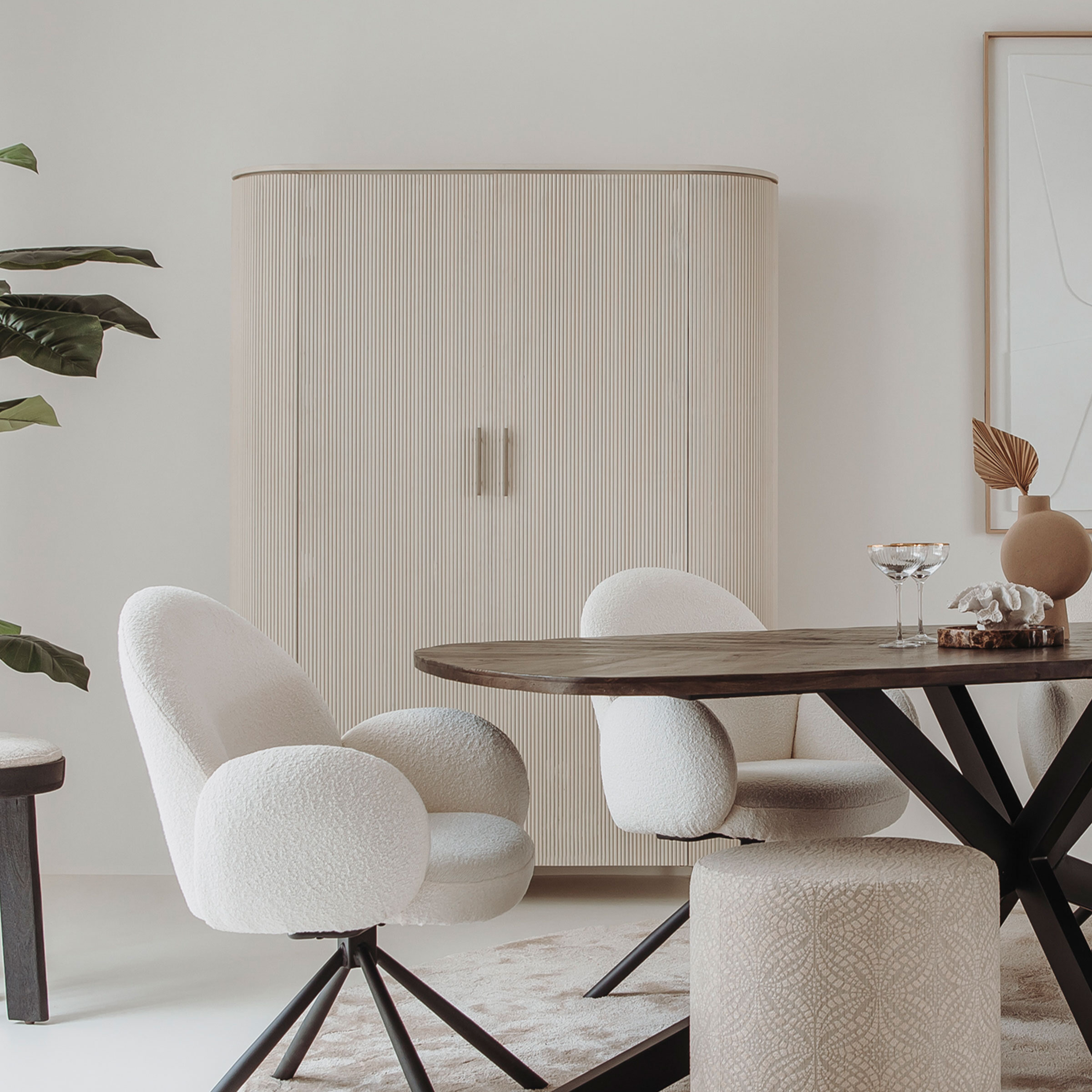 Tower Living Opbergkast 'Corbetta' Minerale cement finish, 190 x 145cm