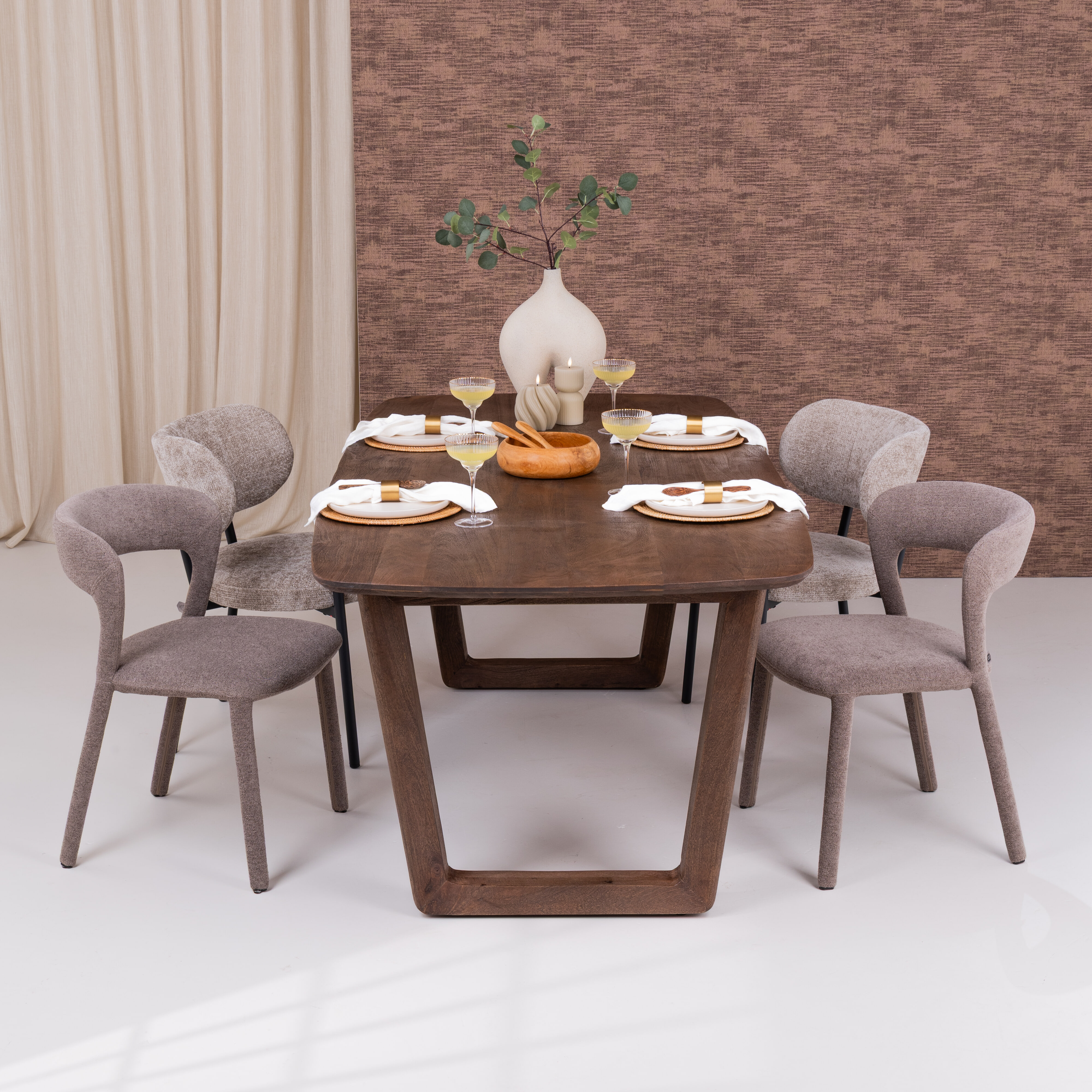 Livingfurn Deens Ovale Eettafel 'Cortez' Mangohout, 270 x 100cm