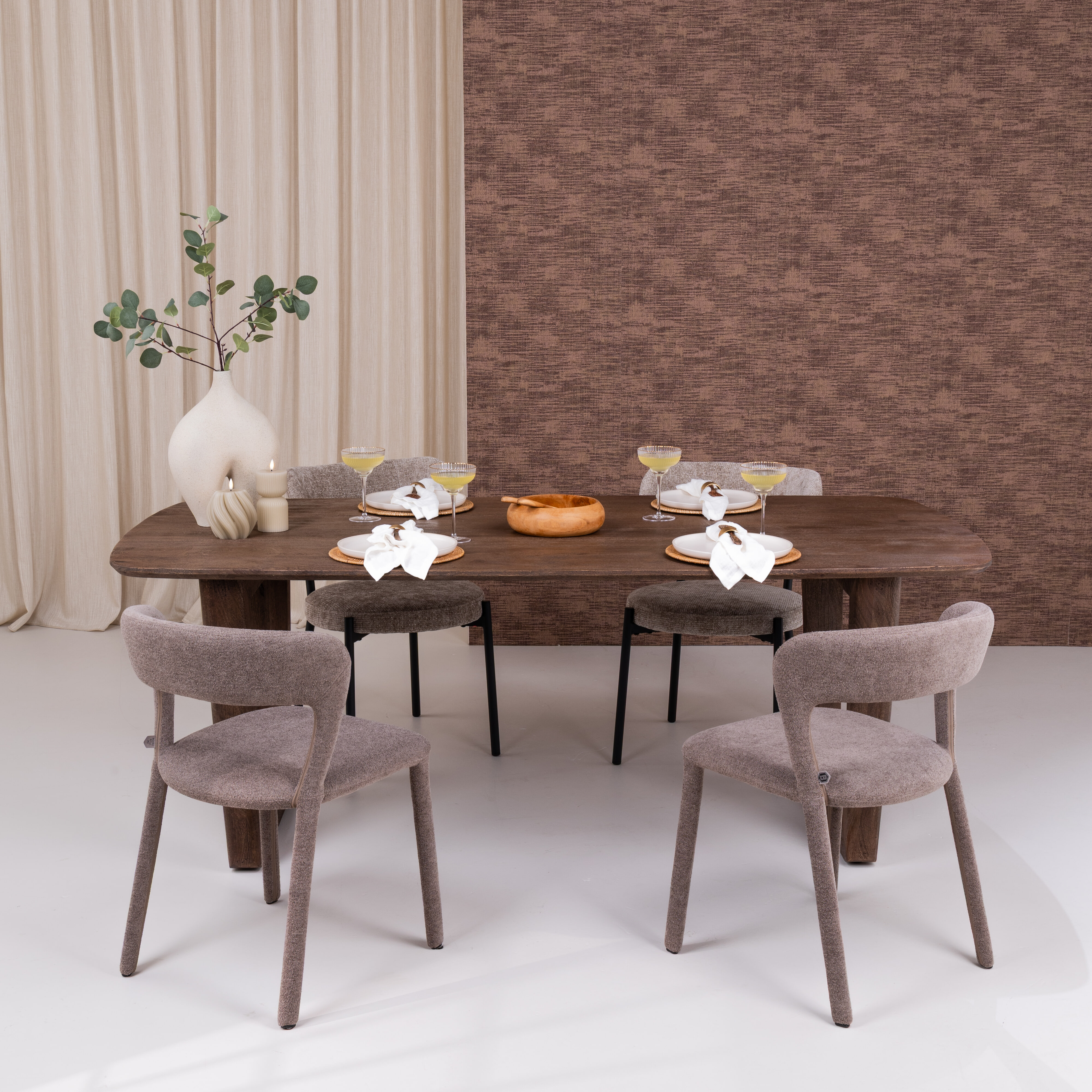 Livingfurn Deens Ovale Eettafel 'Cortez' Mangohout, 270 x 100cm