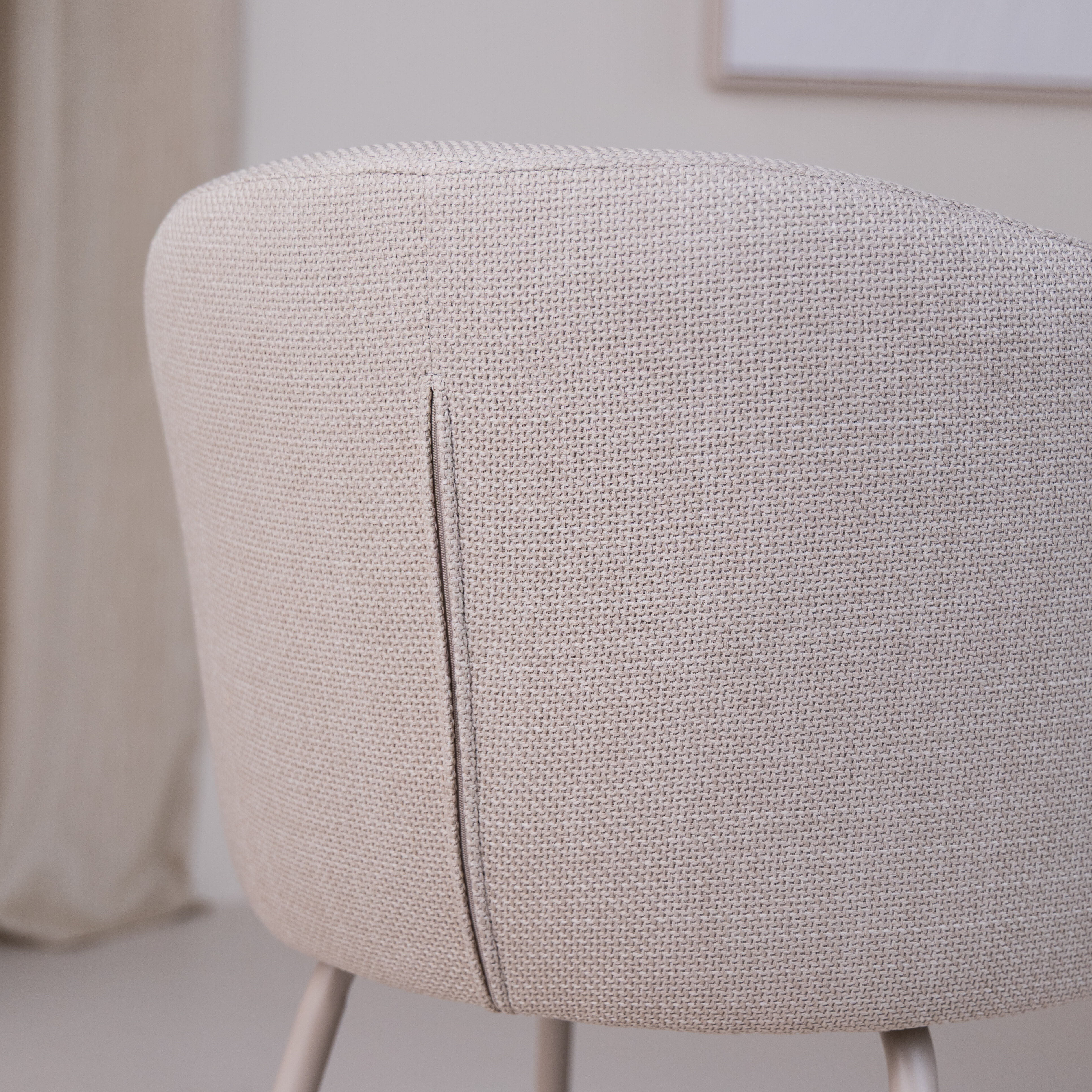 Bendt Eetkamerstoel 'Cristi' Stof, kleur Beige
