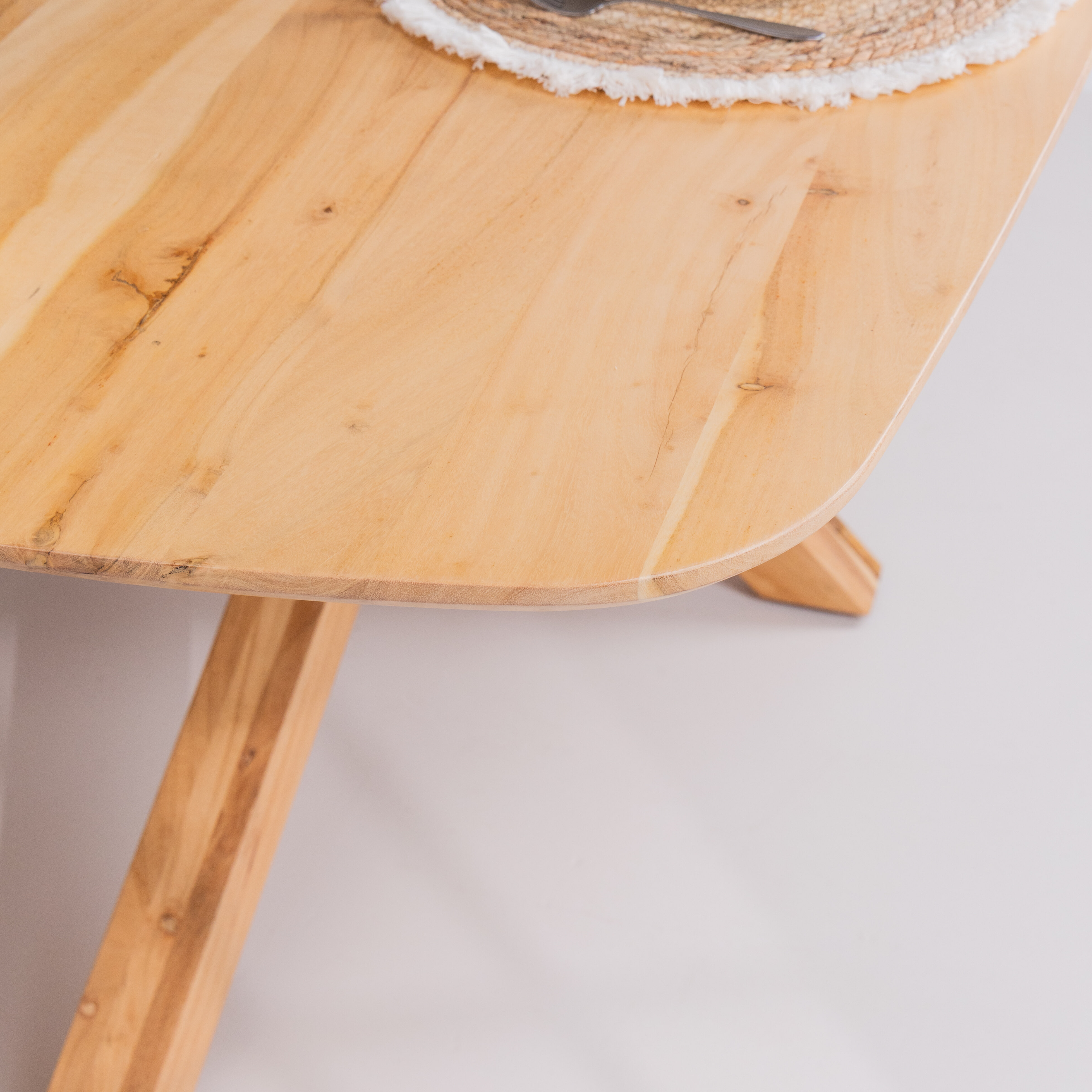 Tower Living Eettafel 'Crotone' Acaciahout, 180 x 100cm