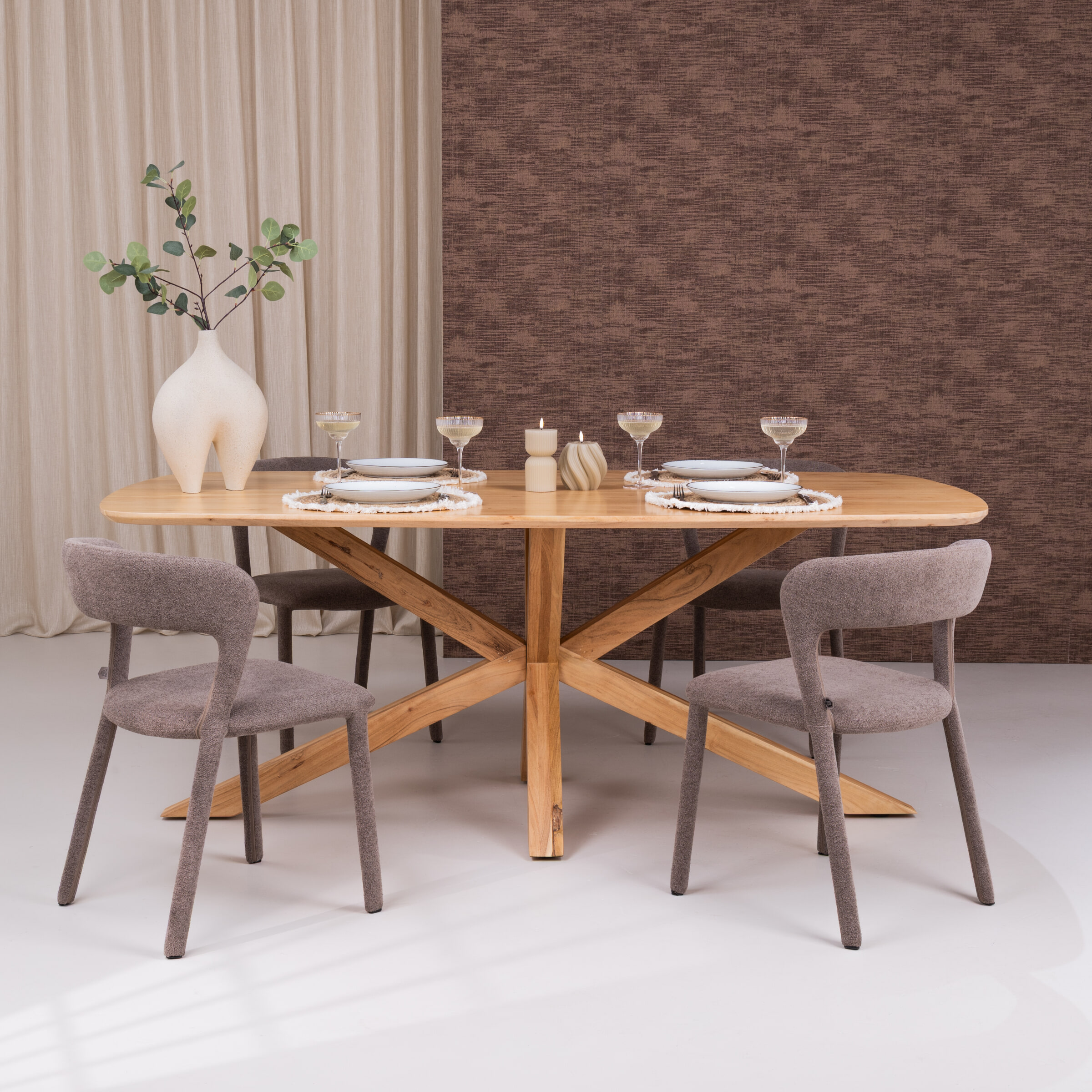 Tower Living Deens Ovale Eettafel 'Crotone' Acaciahout