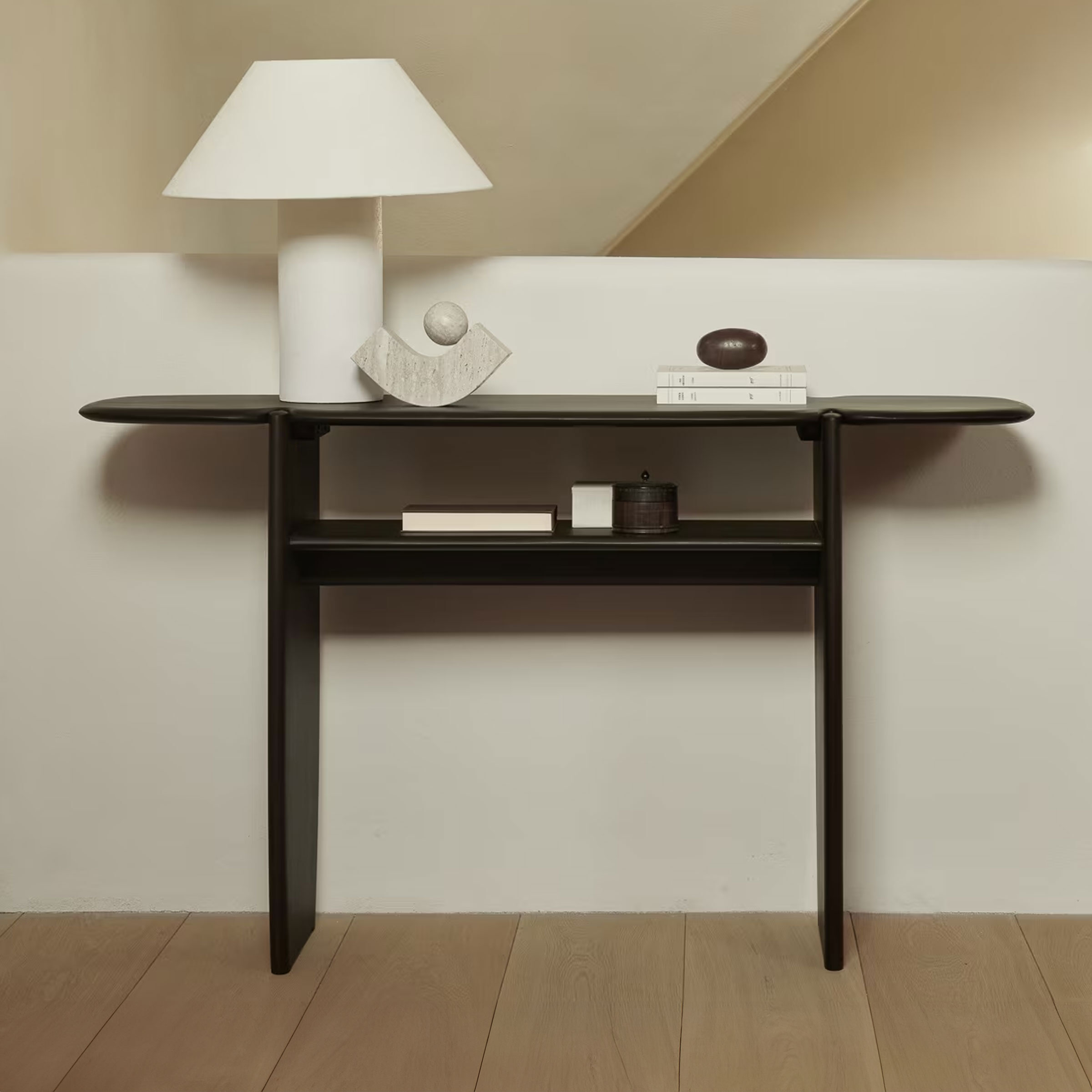 Ethnicraft Sidetable 'PI' Gevernist Mahoniehout, kleur Donkerbruin