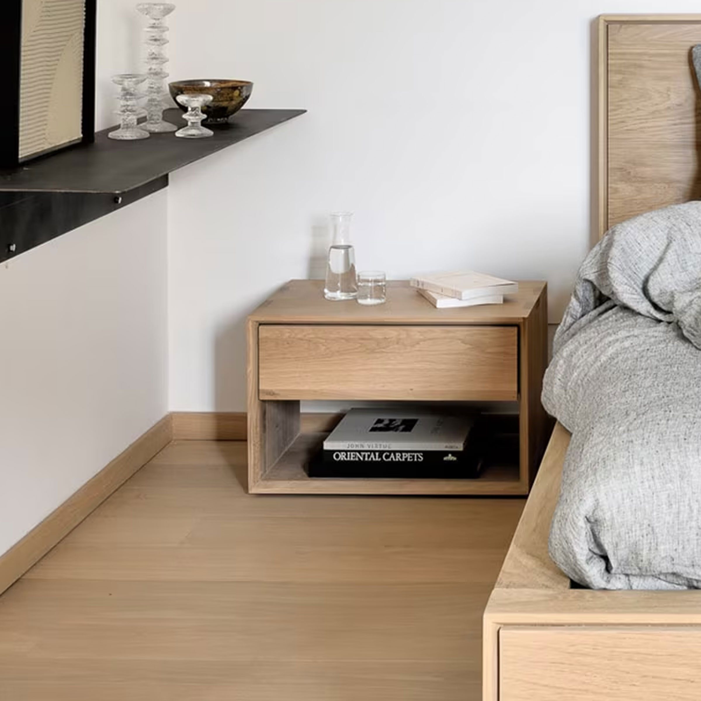 Ethnicraft Nachtkastje 'Nordic' Geolied Eikenhout, kleur Naturel