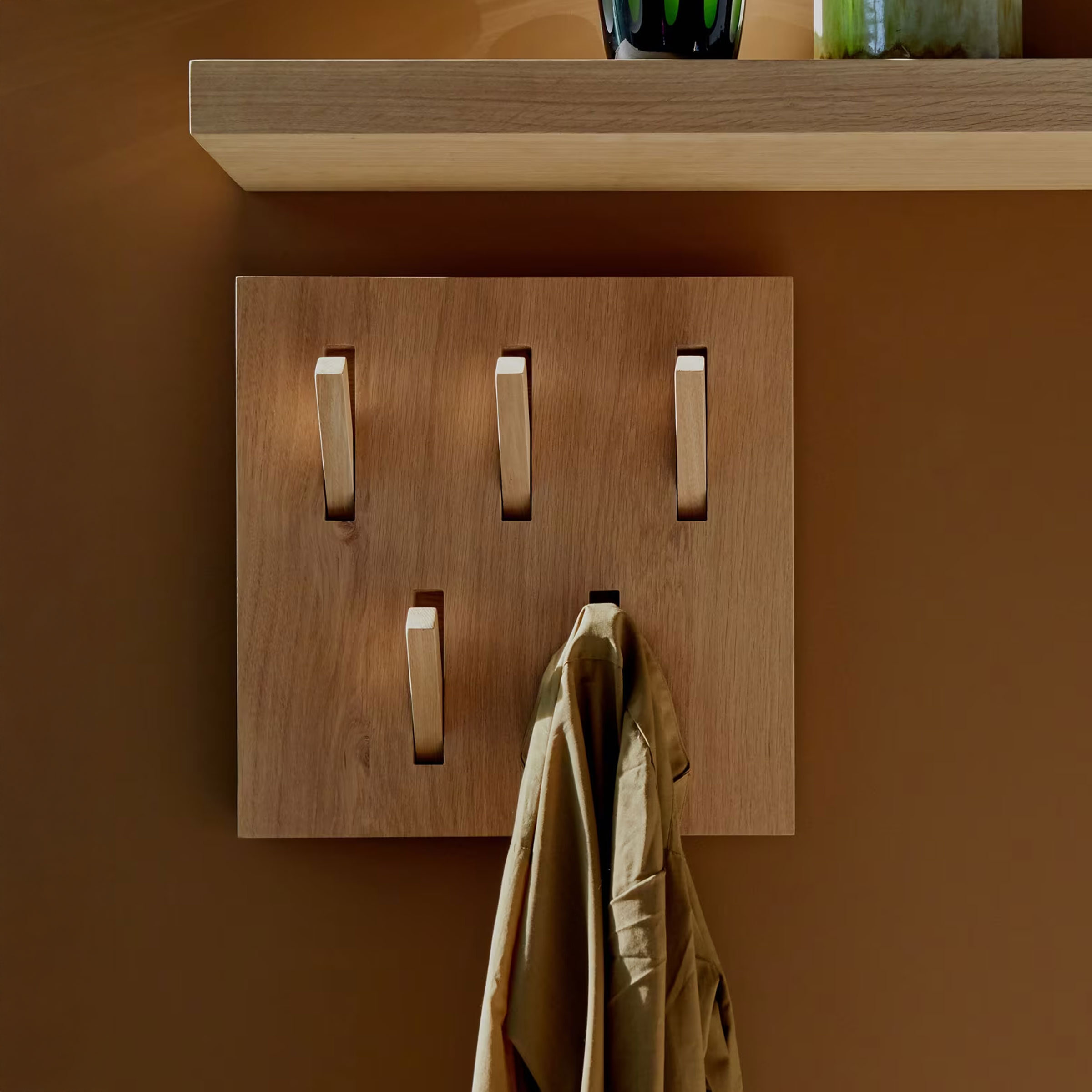 Ethnicraft Kapstok 'Utilitile' Eikenhout, Met 5 haken, kleur Naturel