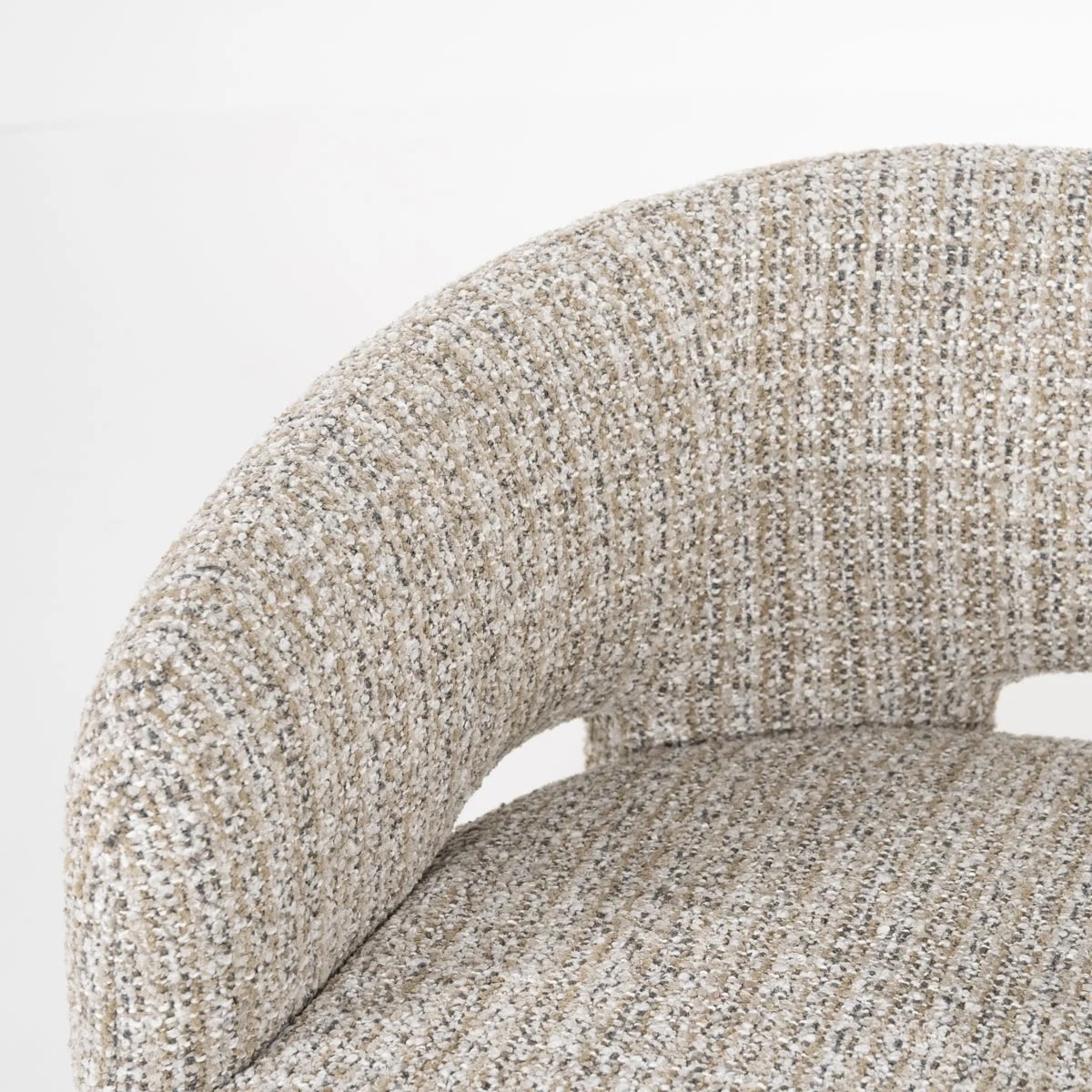 Eleonora Fauteuil 'Hamilton' Grove Bouclé, kleur Taupe
