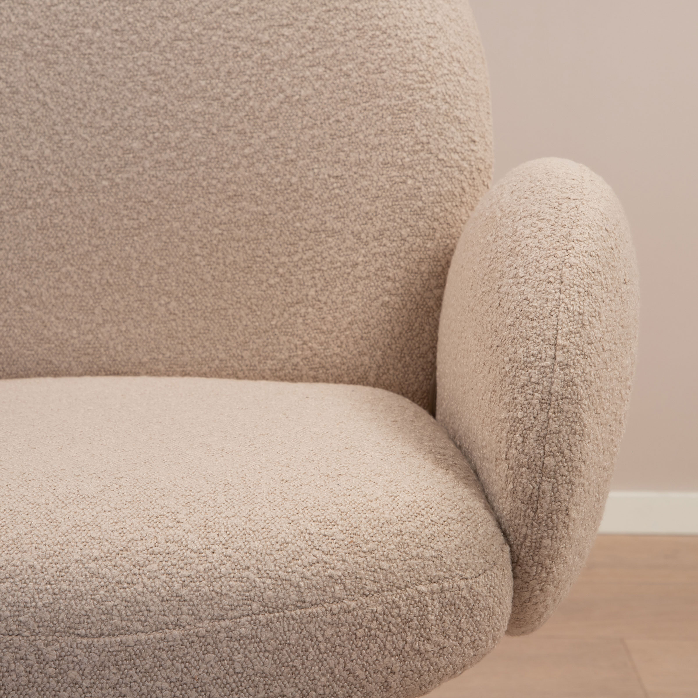Tower Living Draaibare Eetkamerstoel 'Imola' Bouclé, kleur Beige
