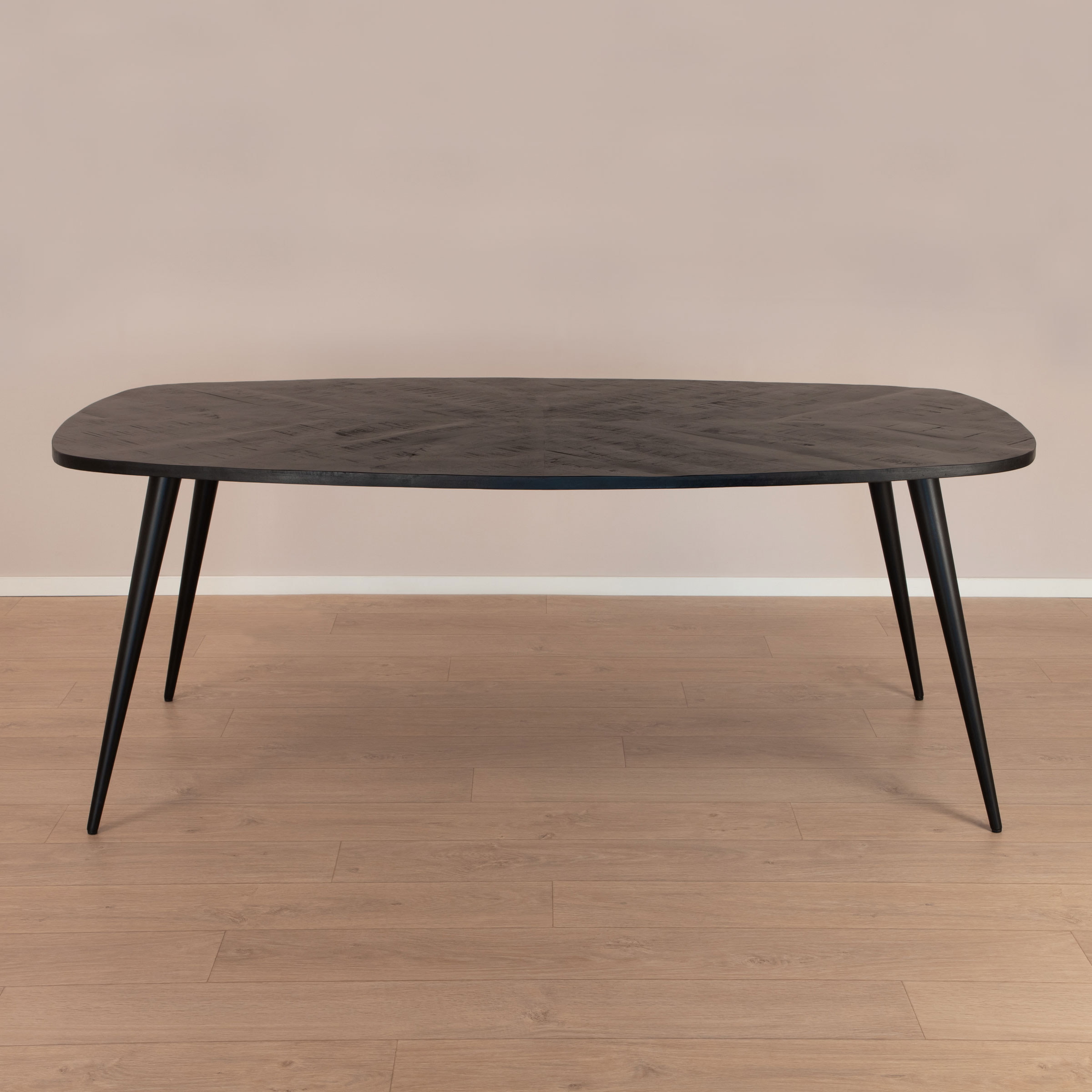Sohome Eettafel 'Naomi' Deens ovaal, Mangohout, 180 x 100cm, kleur Zwart