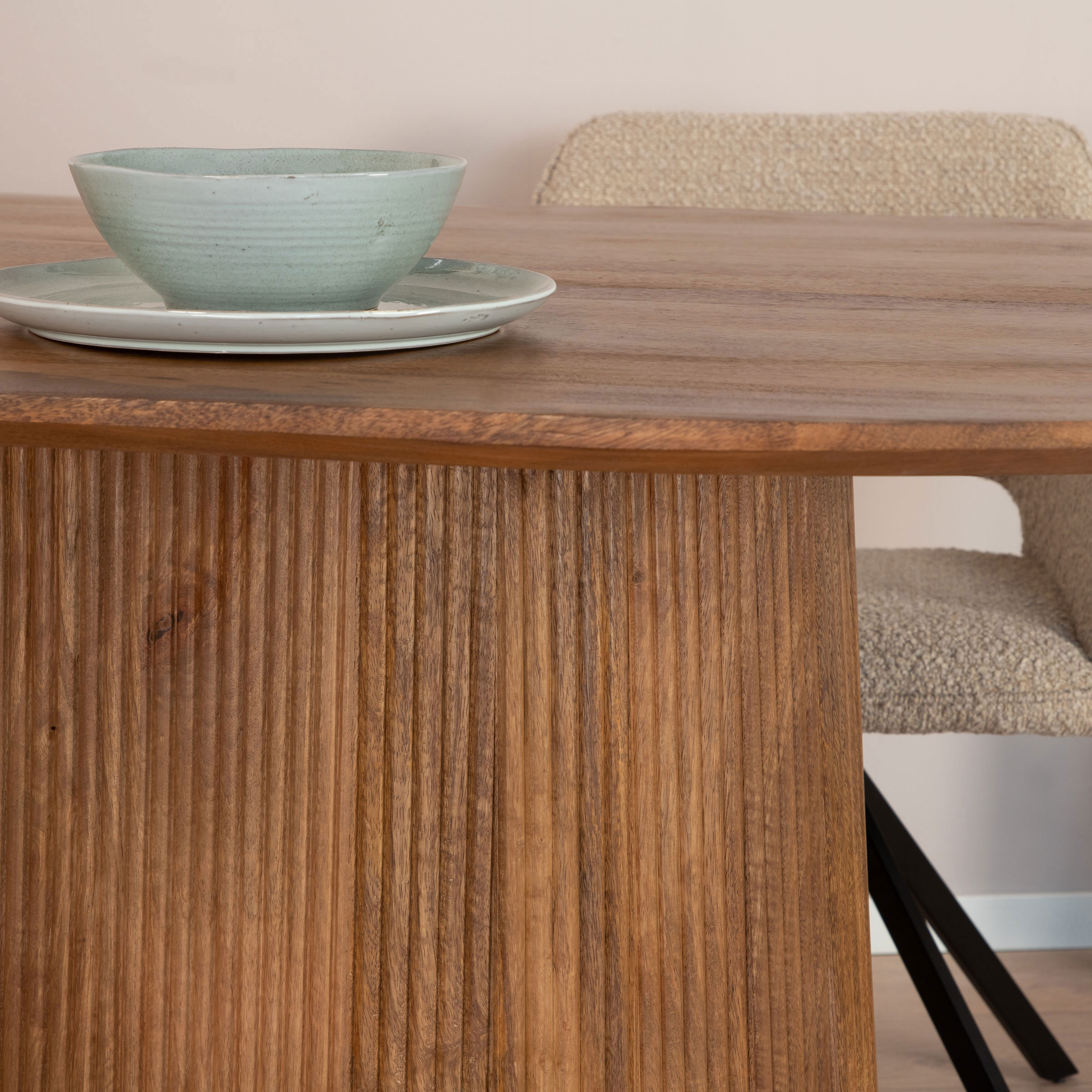 Sohome Ovale Eettafel 'Olav' Mangohout, 230 x 110cm, kleur Bruin
