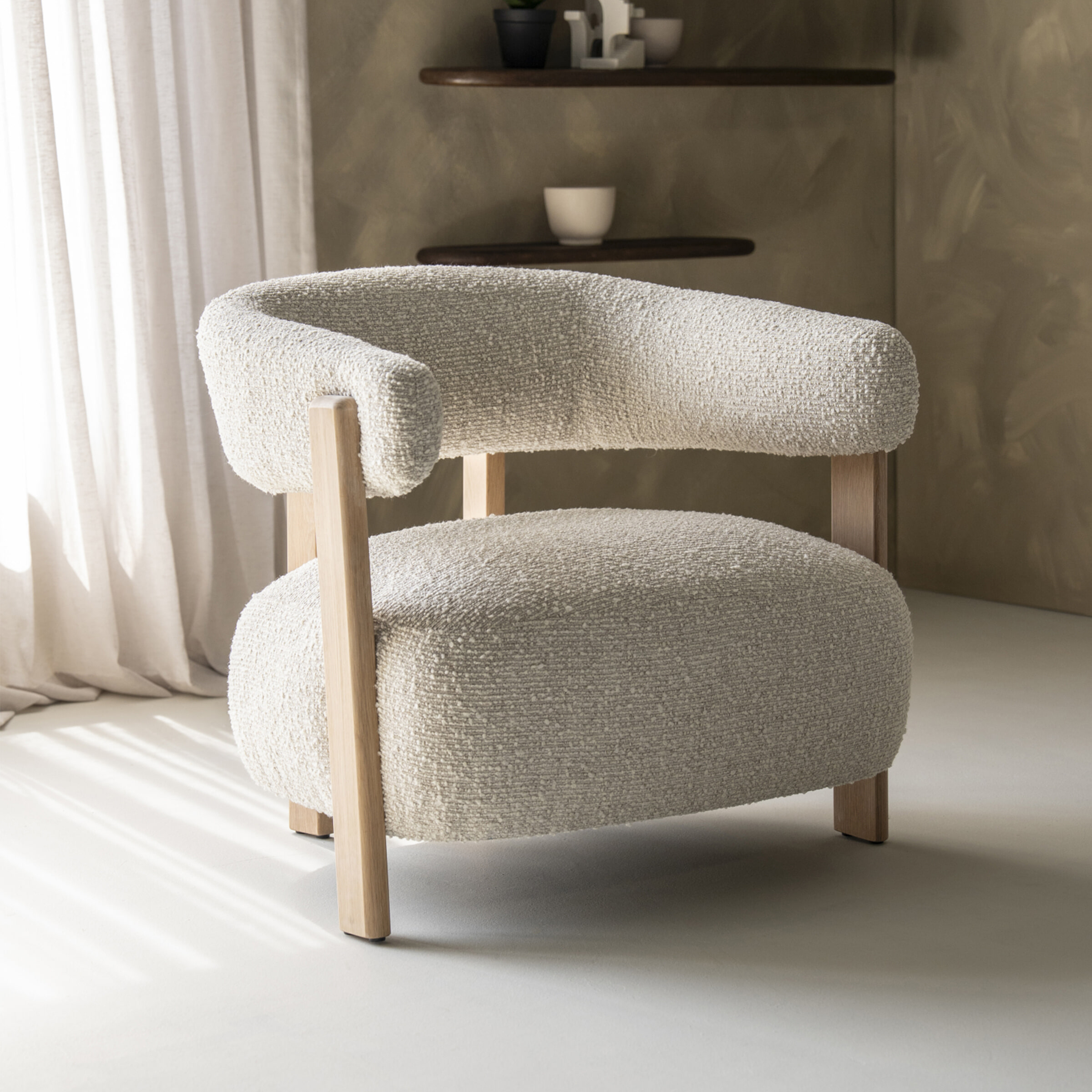 Eleonora Fauteuil 'Lola' Bouclé en eikenhout