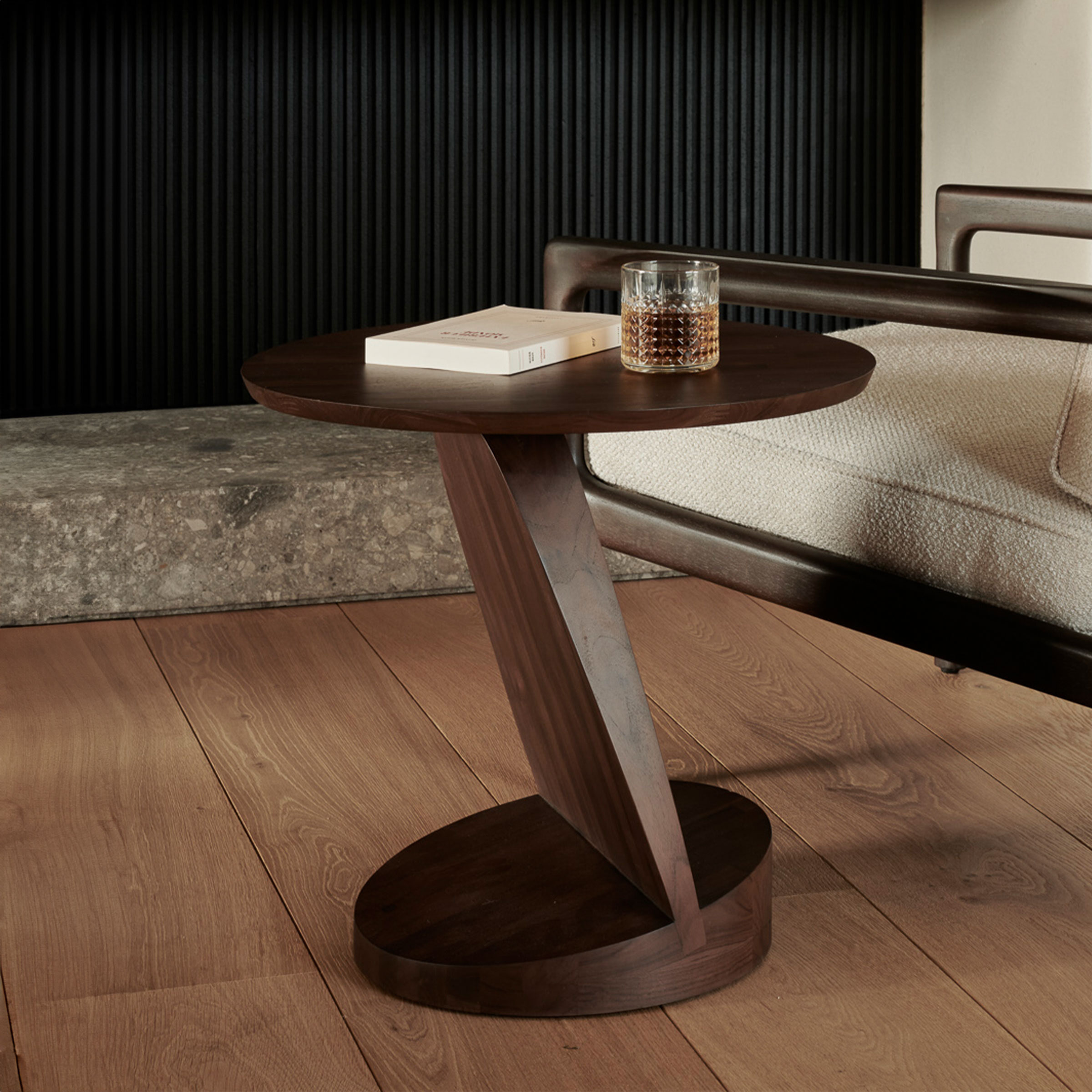 Ethnicraft Ronde Bijzettafel 'Oblic' Gevernist Teakhout, 52cm