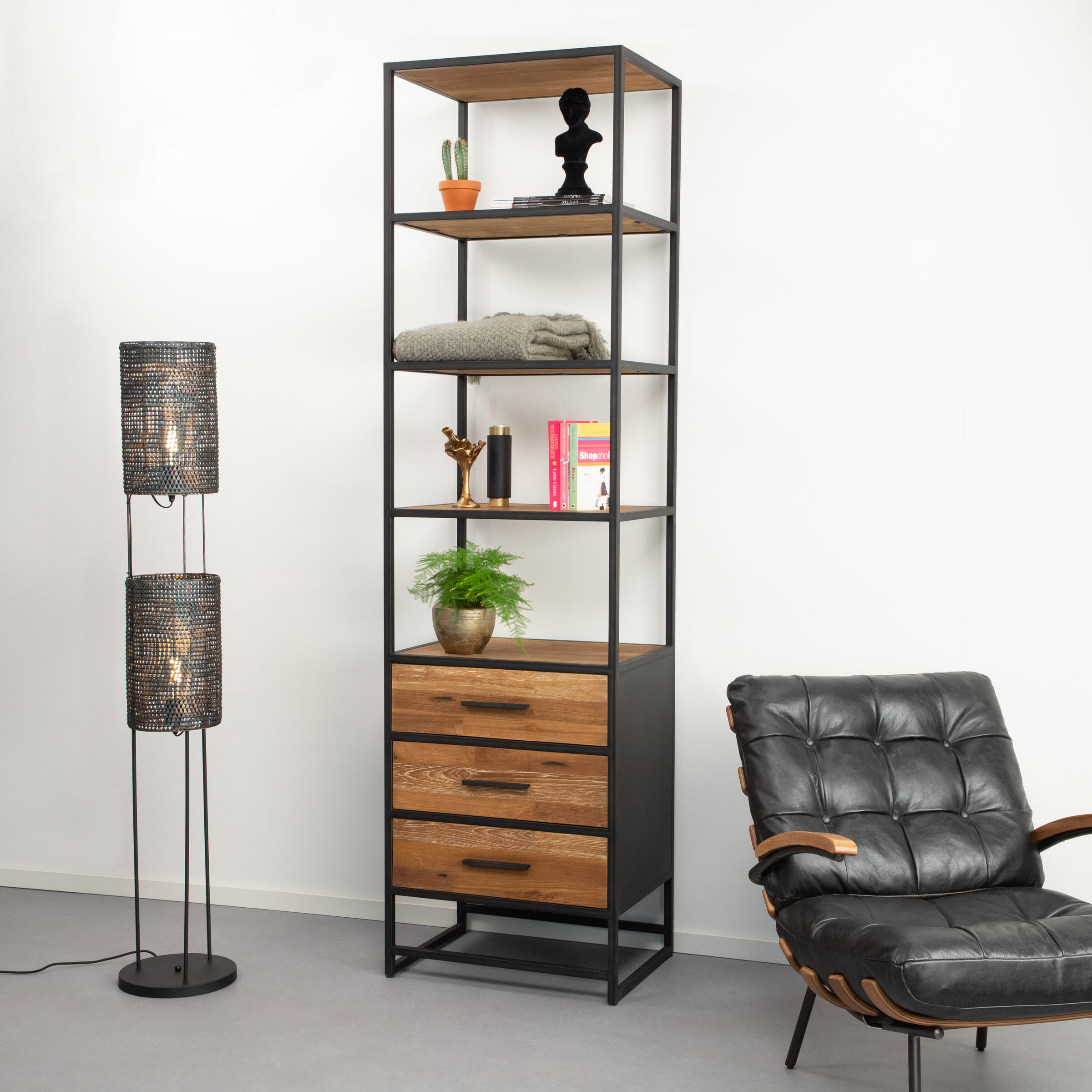 Sohome Boekenkast 'Manilla' Teak, 60 x 220cm Sohome Boekenkast 'Manilla' Teak, 60 x 220cm