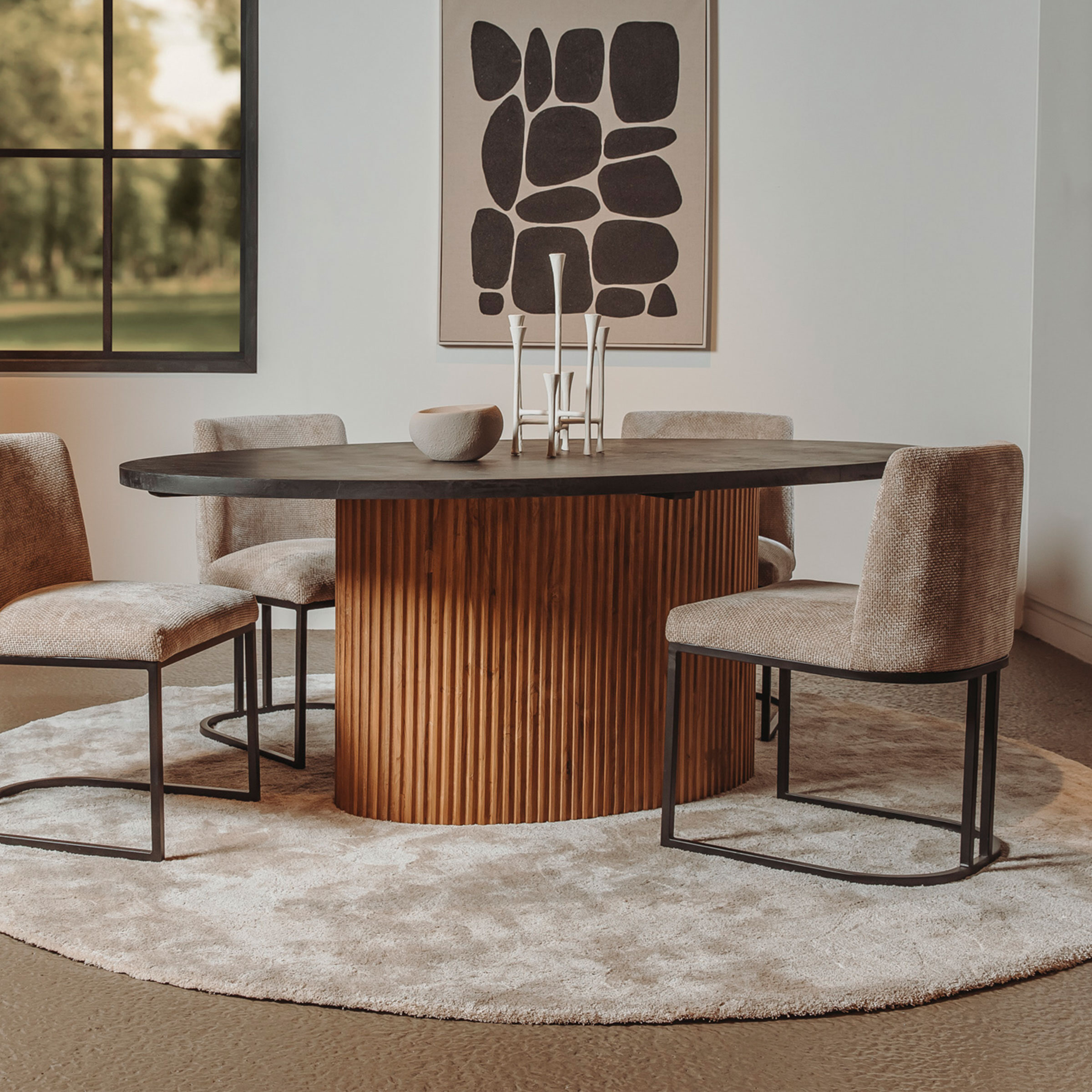 Tower Living Ovale Eettafel 'Palazzo' Teakhout en mineraal stucwerk