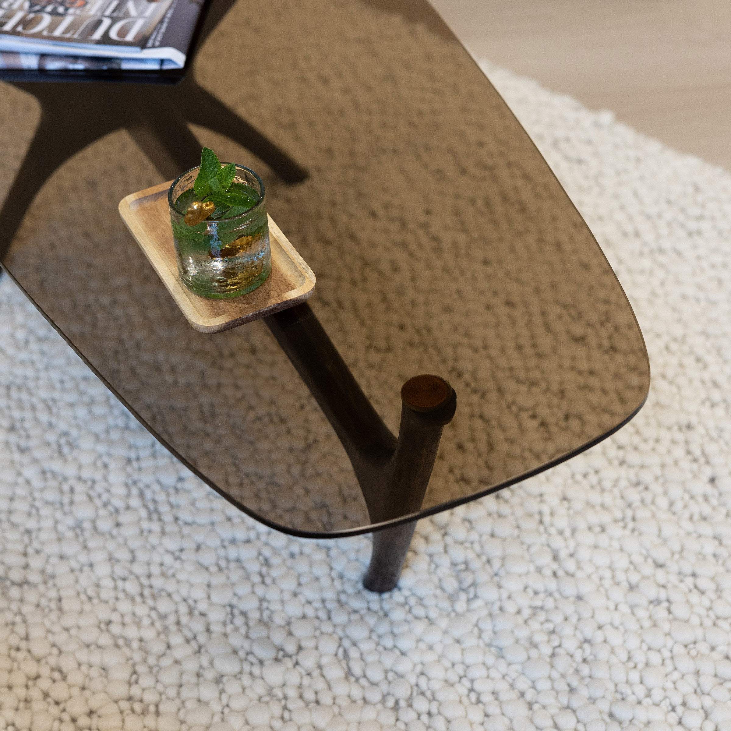WOOOD Organische Salontafel 'Flash' Mangohout en glas, 110 x 60cm