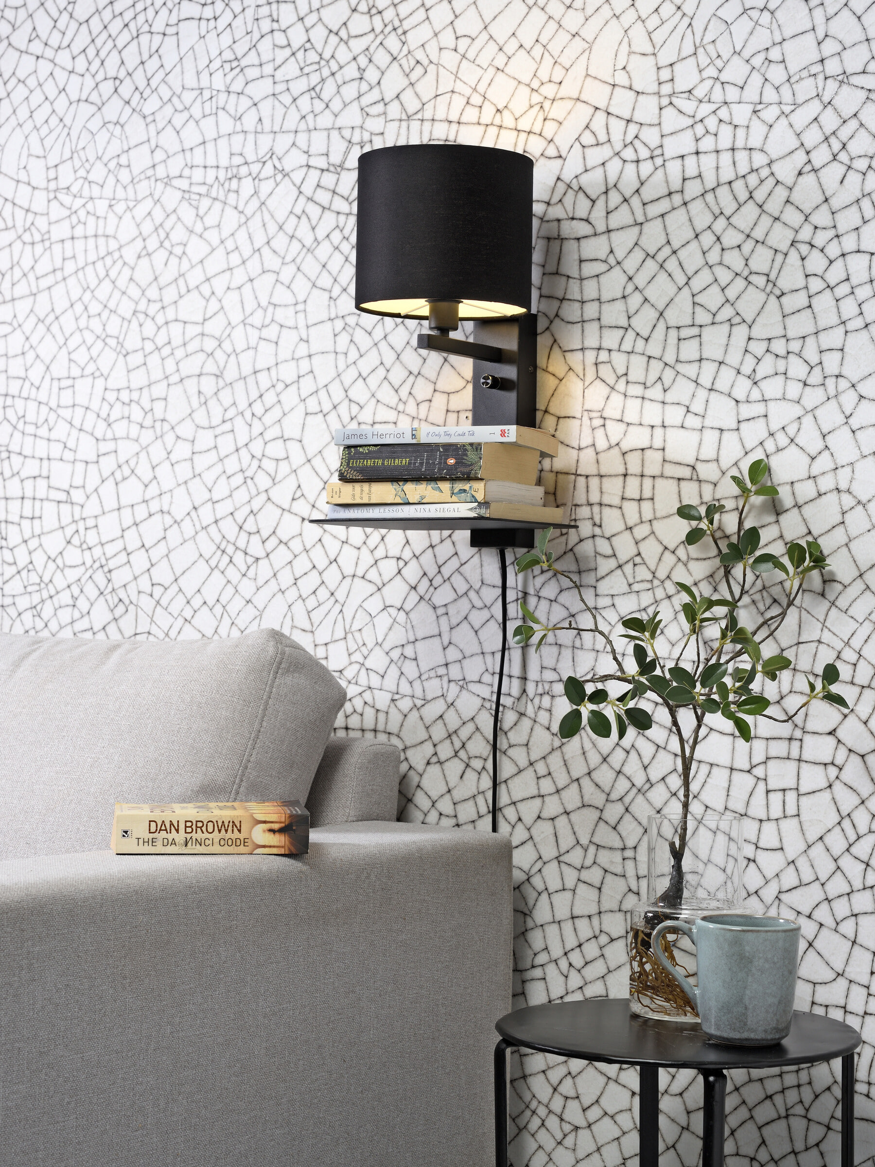 its about RoMi Wandlamp 'Florence' Met plank en USB, kleur Zwart