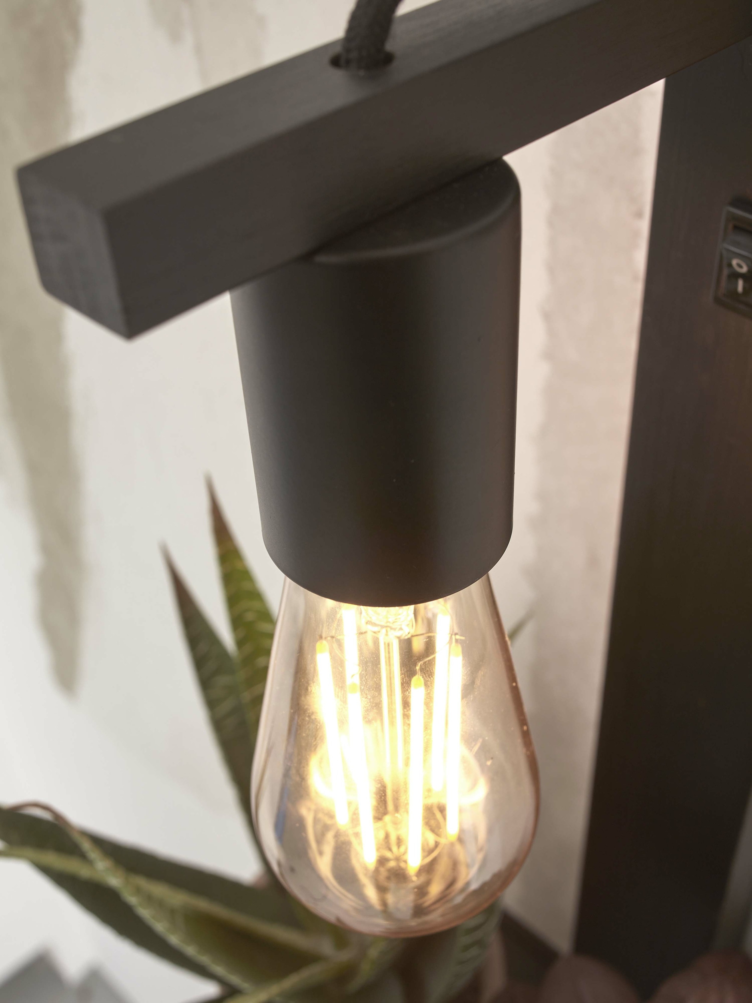 GOOD&MOJO Wandlamp 'Flores' Met plankje, Bamboe, kleur Zwart