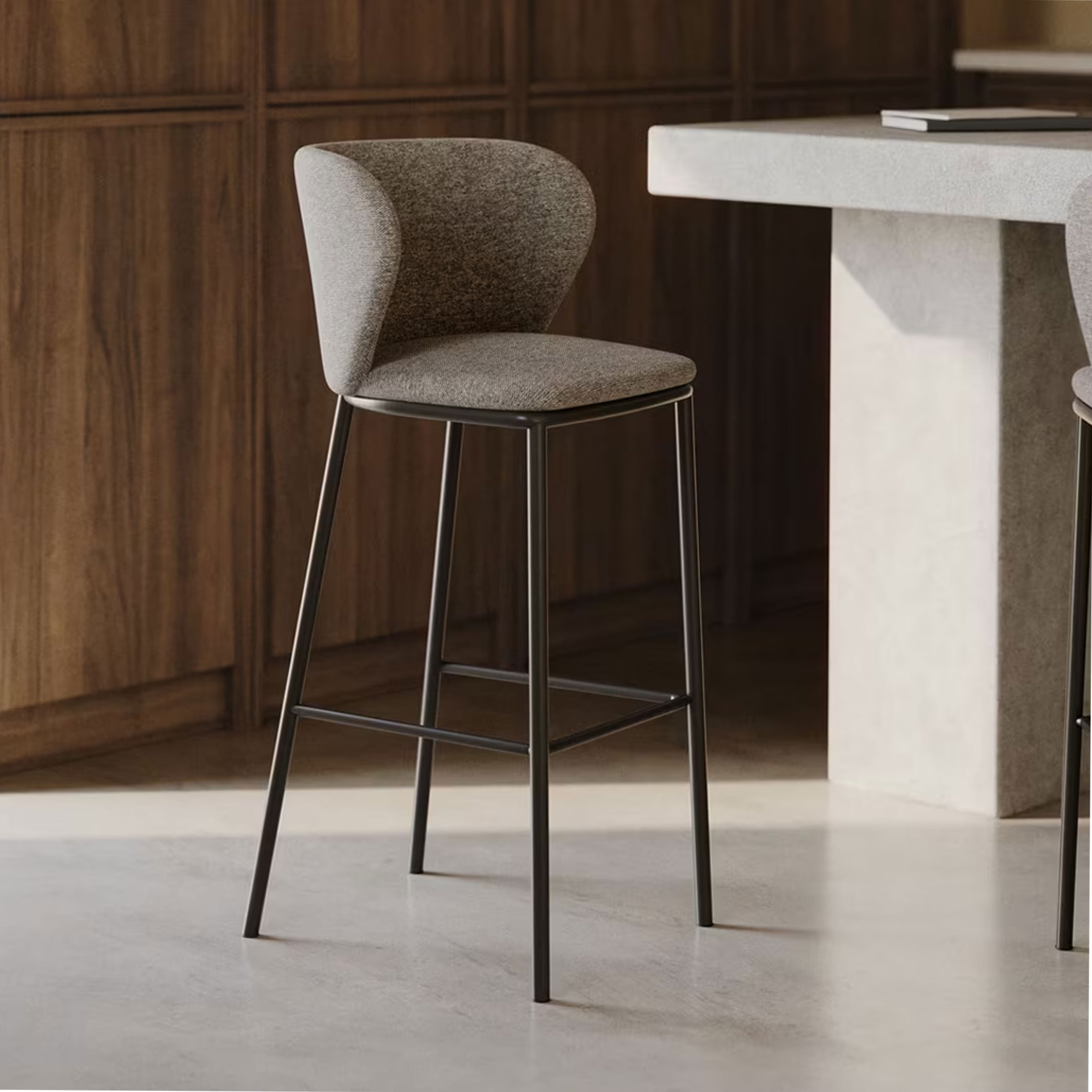 Kave Home Barstoel 'Ciselia' Chenille (zithoogte 65cm)