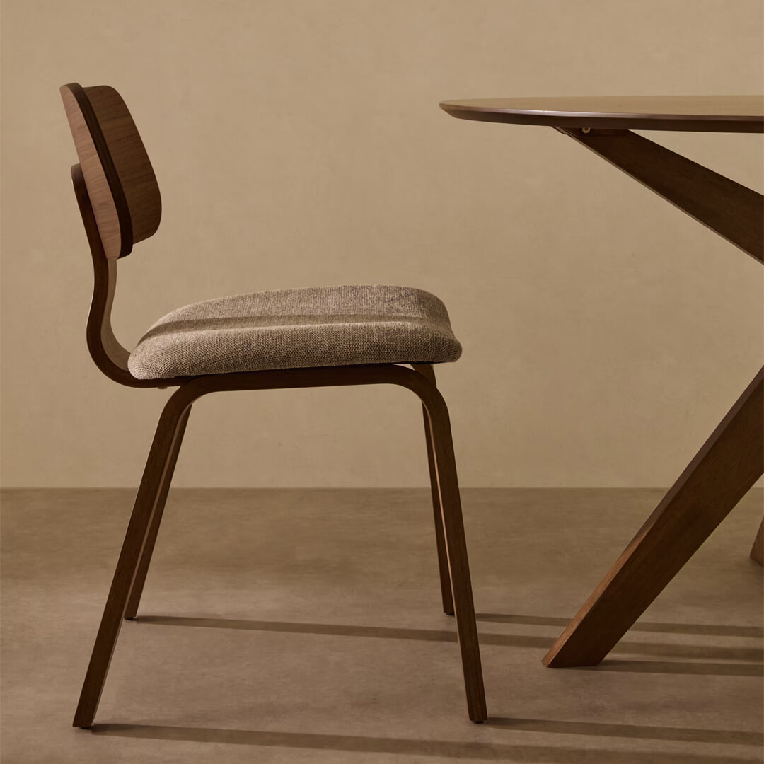 Kave Home Eetkamerstoel 'Gena' Walnoot en rubberhout, kleur Beige