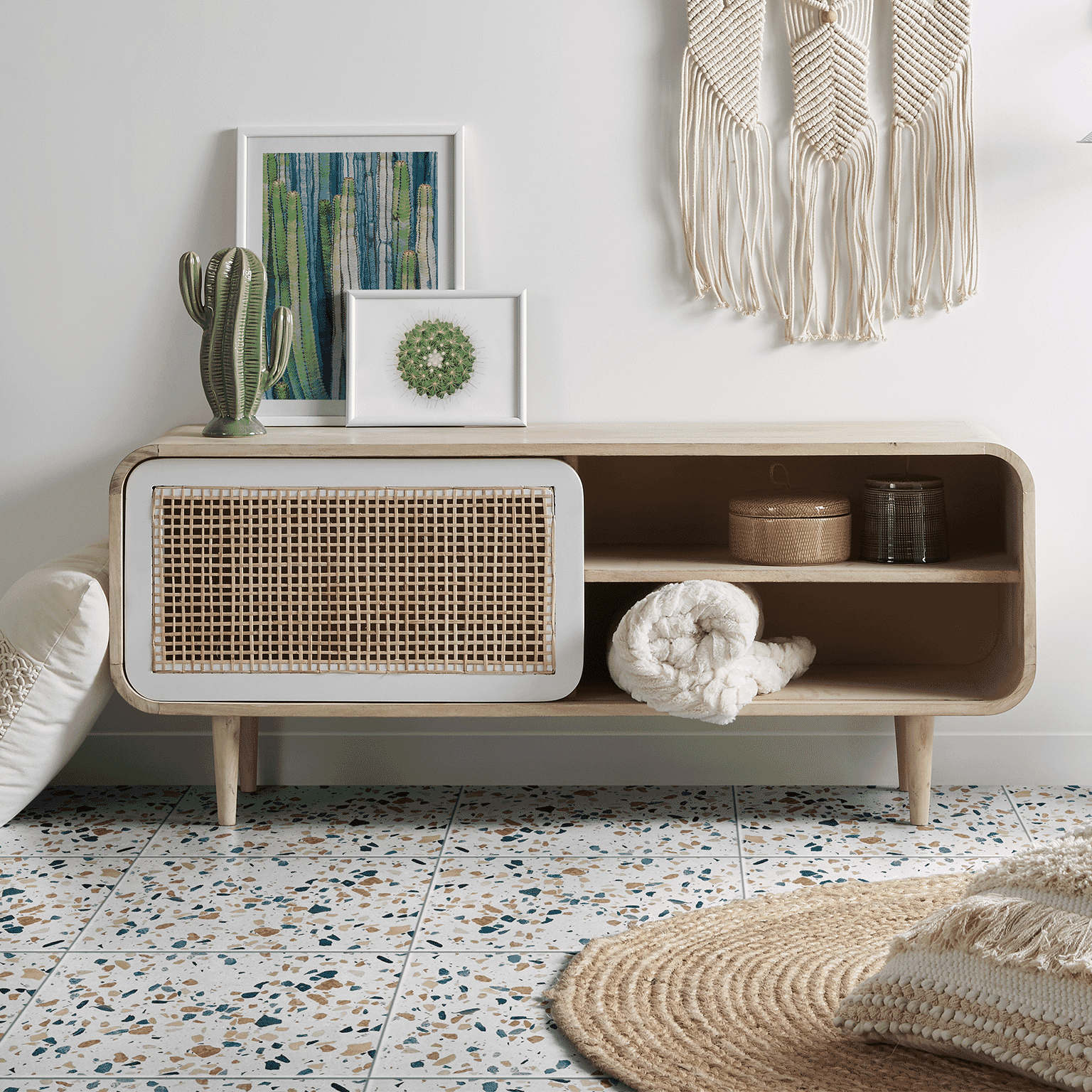 Kave Home TV-meubel 'Georg' Mangohout, 120cm
