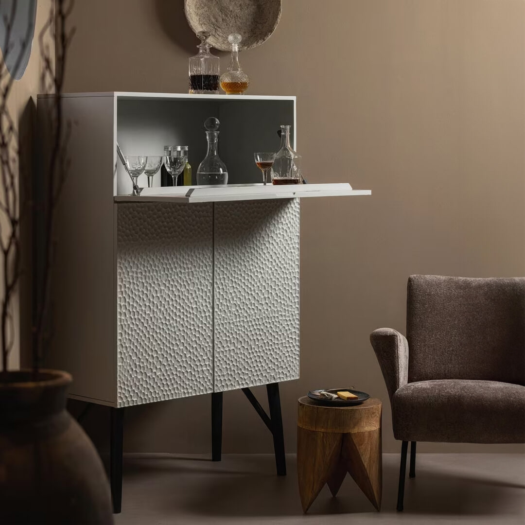 WOOOD Opbergkast 'Carved' Mangohout, 146 x 90cm