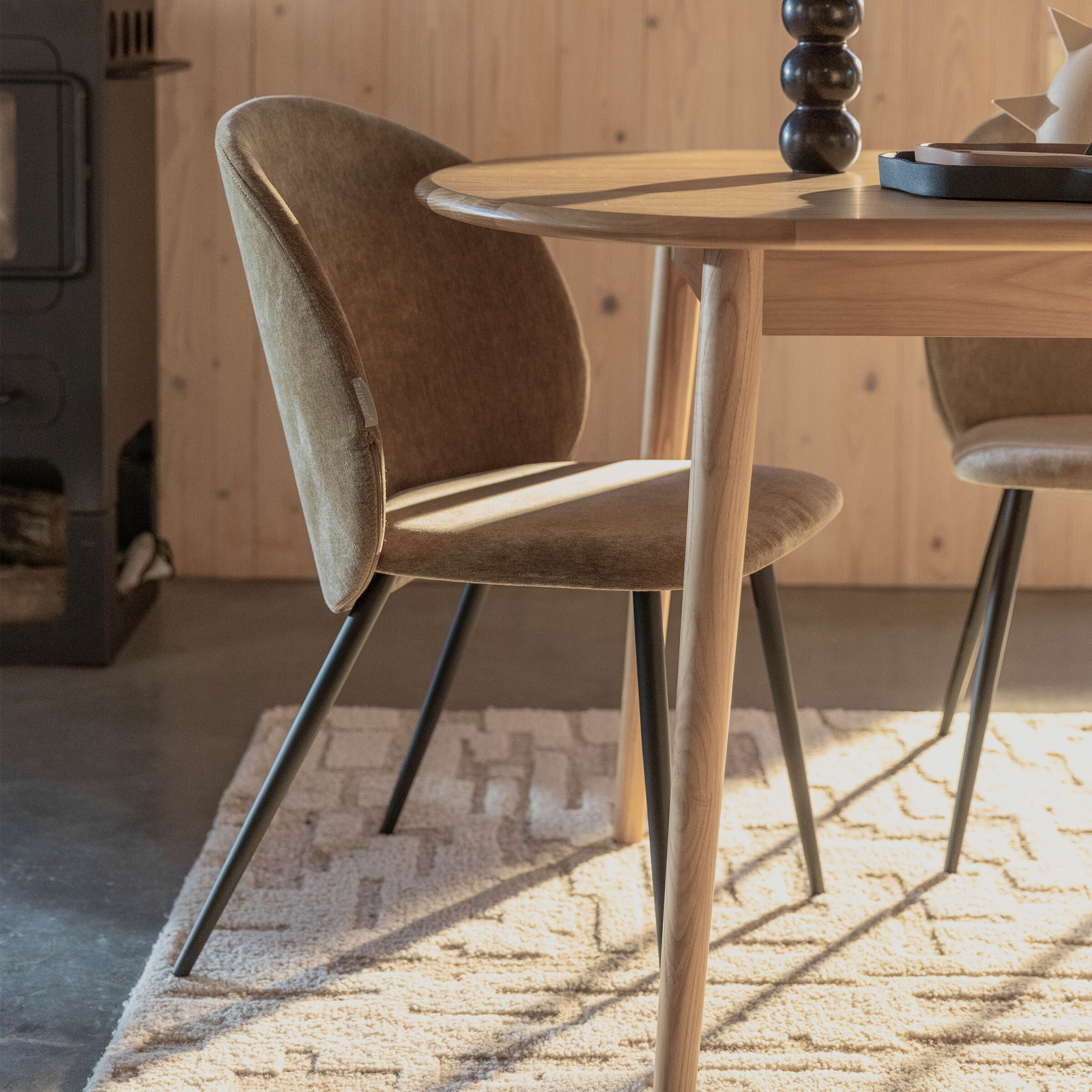 Zuiver Eetkamerstoel 'Cozy' Velvet, kleur Mustard