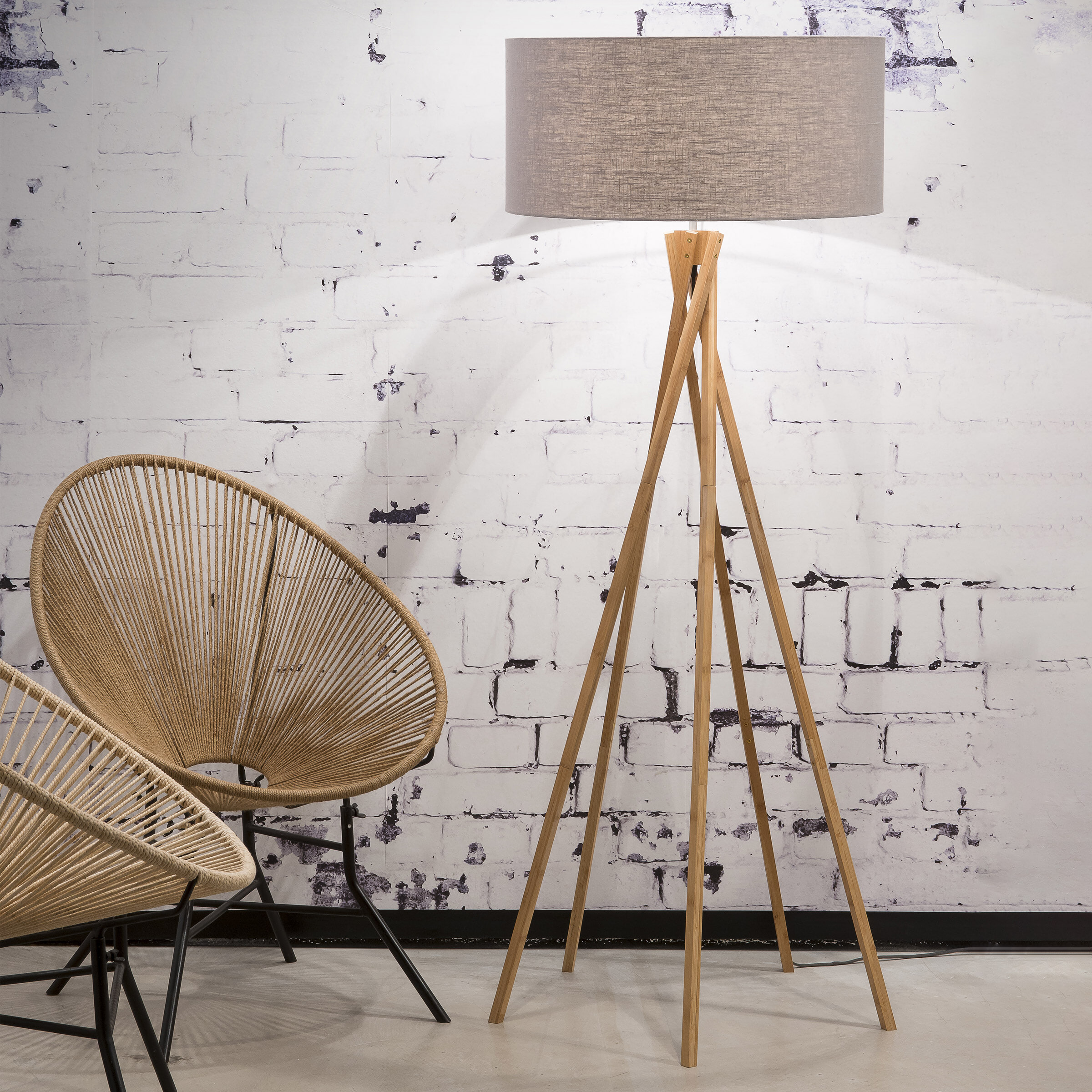 Good&Mojo Vloerlamp 'Kilimanjaro' Bamboe en Eco linnen, kleur Lichtgrijs