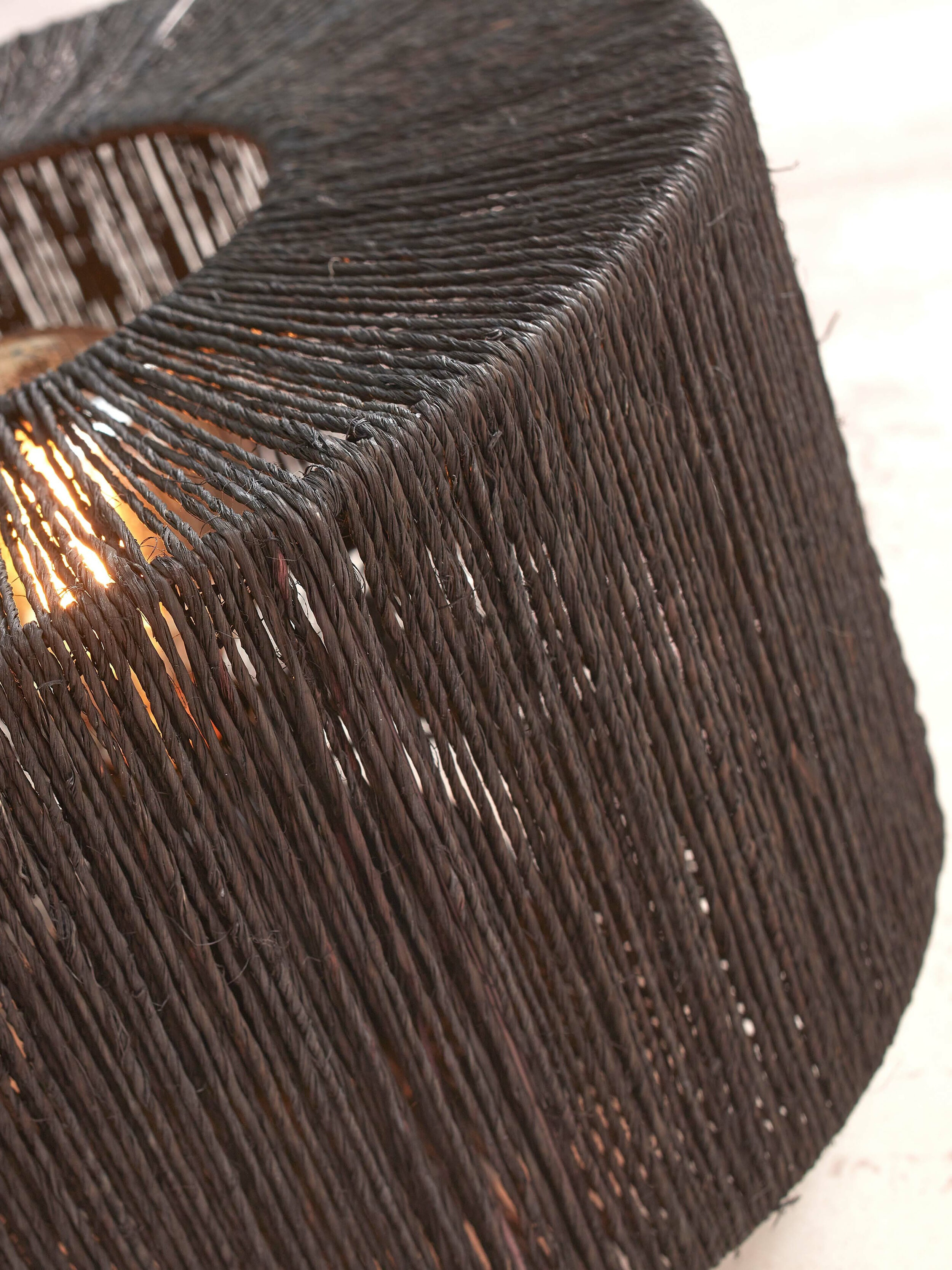 GOOD&MOJO Tafellamp 'Iguazu' 3-poot, Bamboe en jute, kleur Zwart