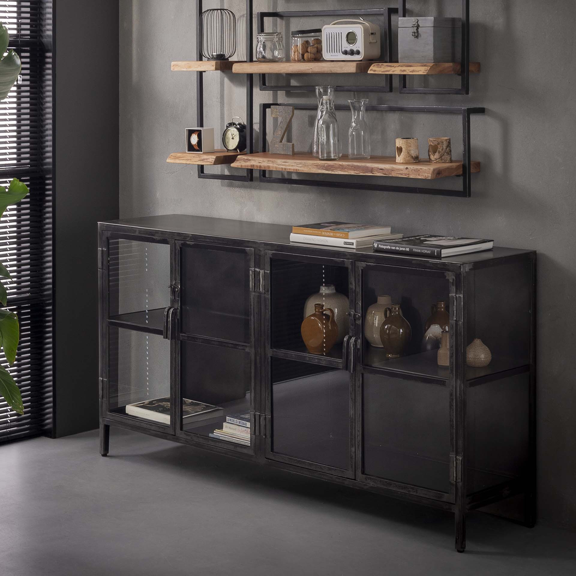 Industrieel Dressoir 'Rift Metal' 180cm met 4 glazen deuren Industrieel Dressoir 'Rift Metal' 180cm met 4 glazen deuren