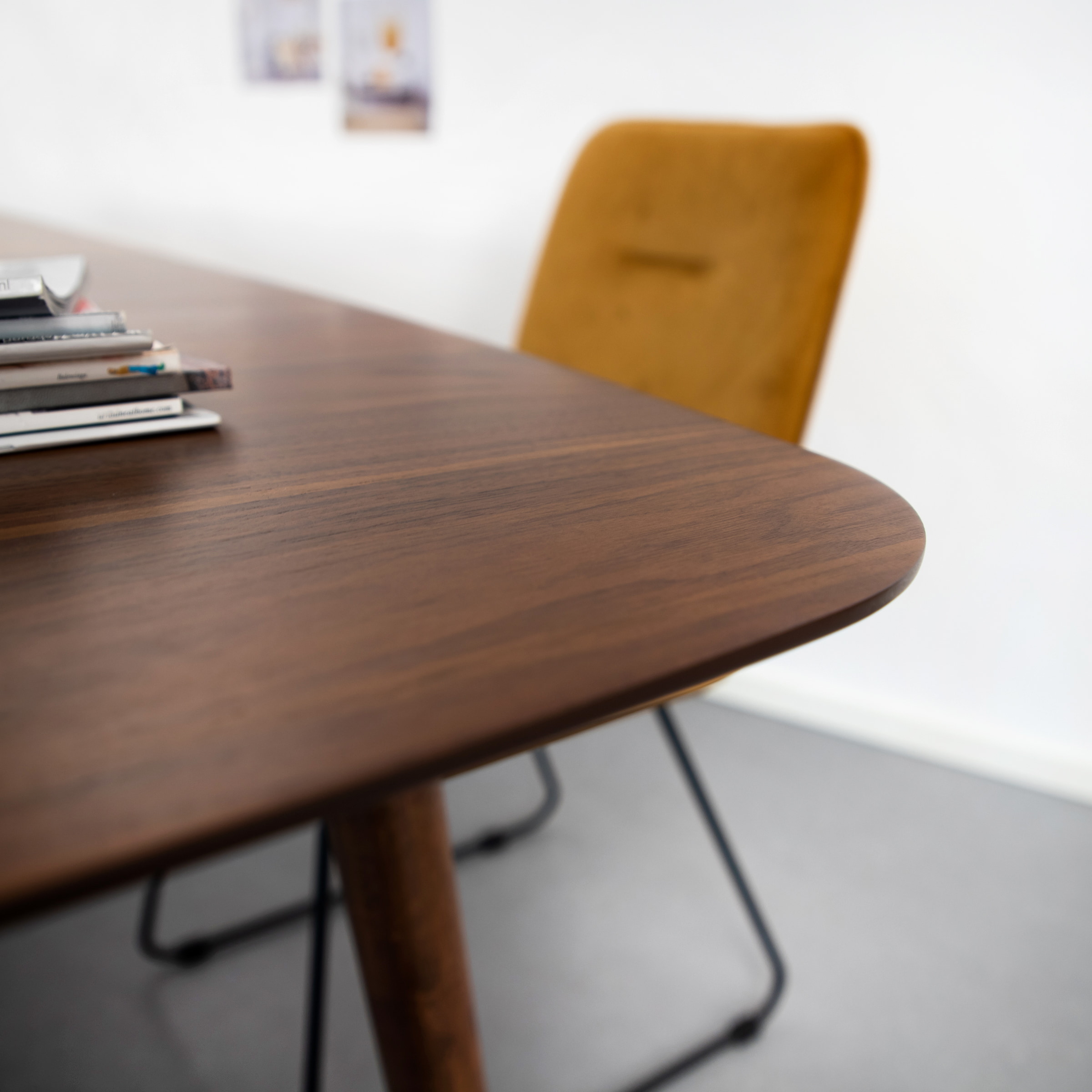 Sohome Uitschuifbare Eettafel 'Montreux' Walnoot, 180-219 x 90cm