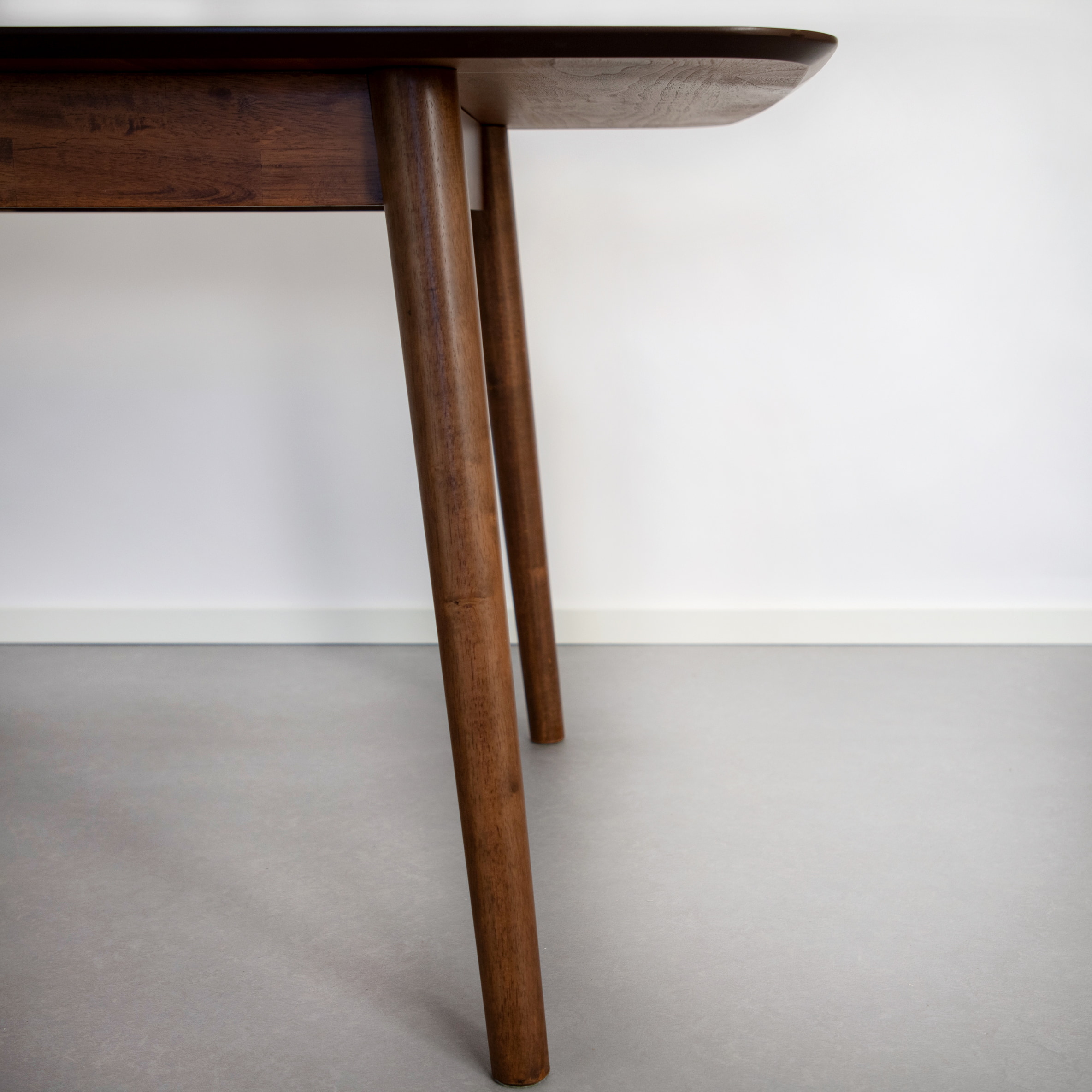 Sohome Uitschuifbare Eettafel 'Montreux' Walnoot, 180-219 x 90cm