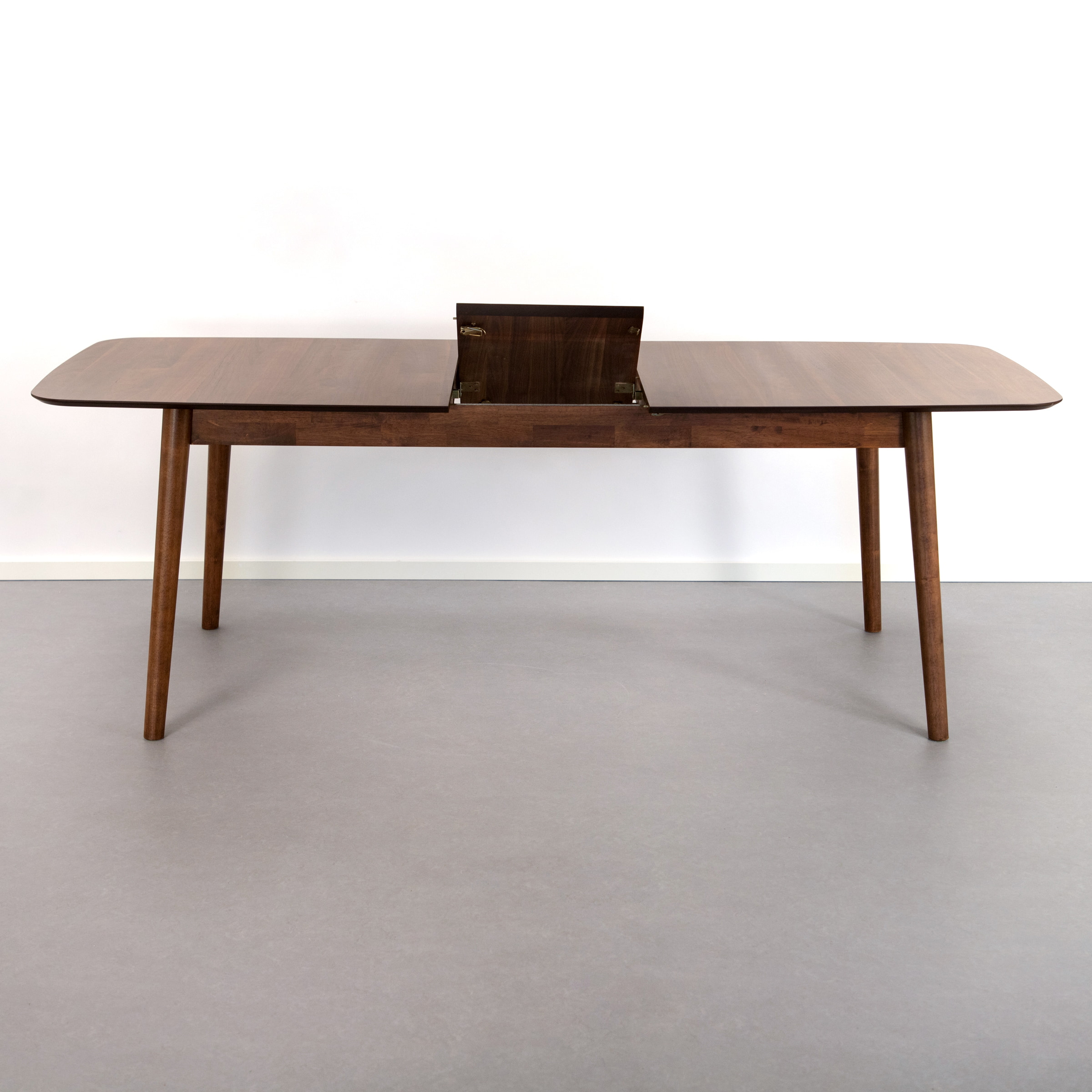 Sohome Uitschuifbare Eettafel 'Montreux' Walnoot, 180-219 x 90cm
