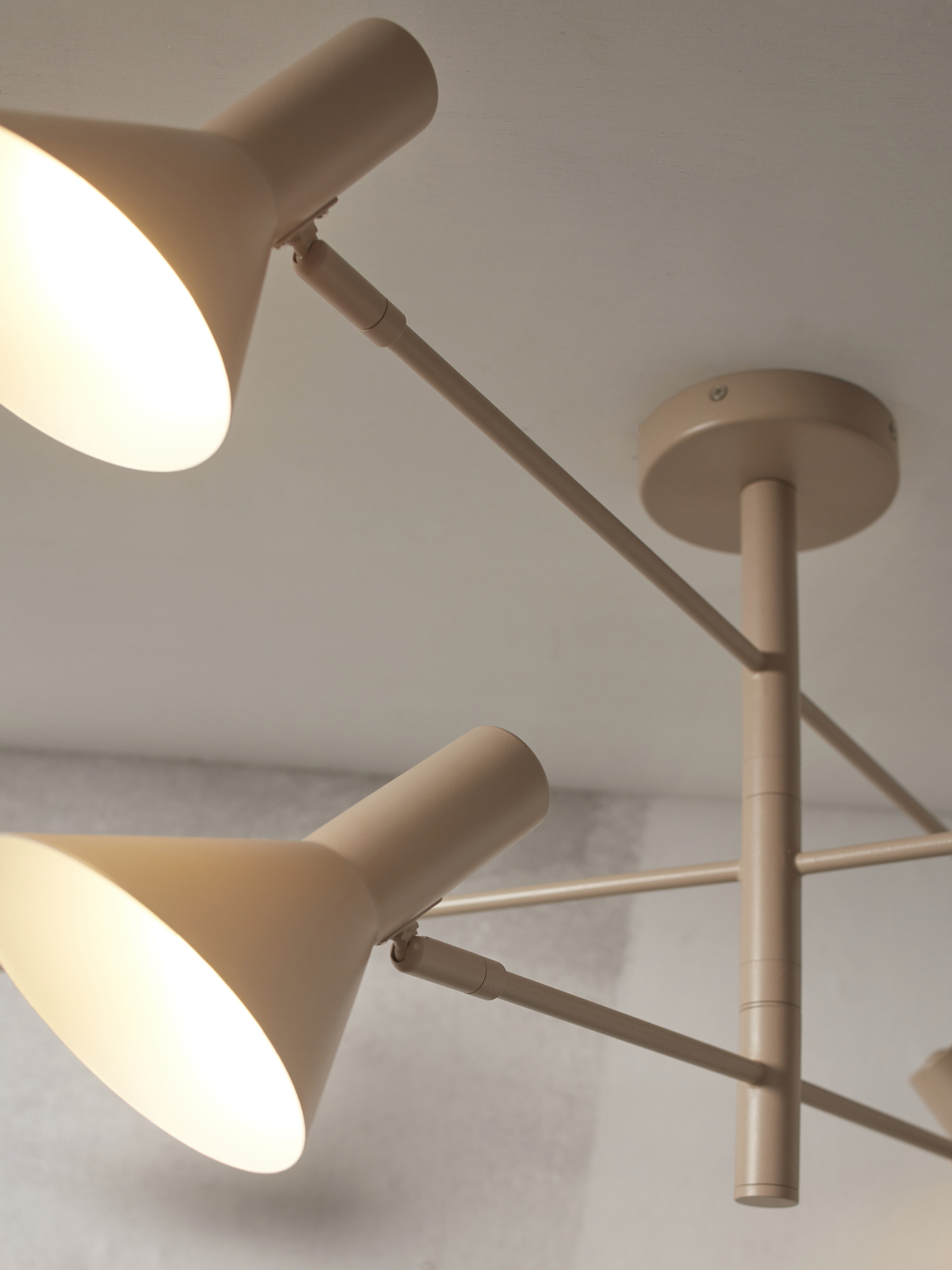 its about RoMi Plafondlamp 'Izmir' 6-lamps, kleur Zand