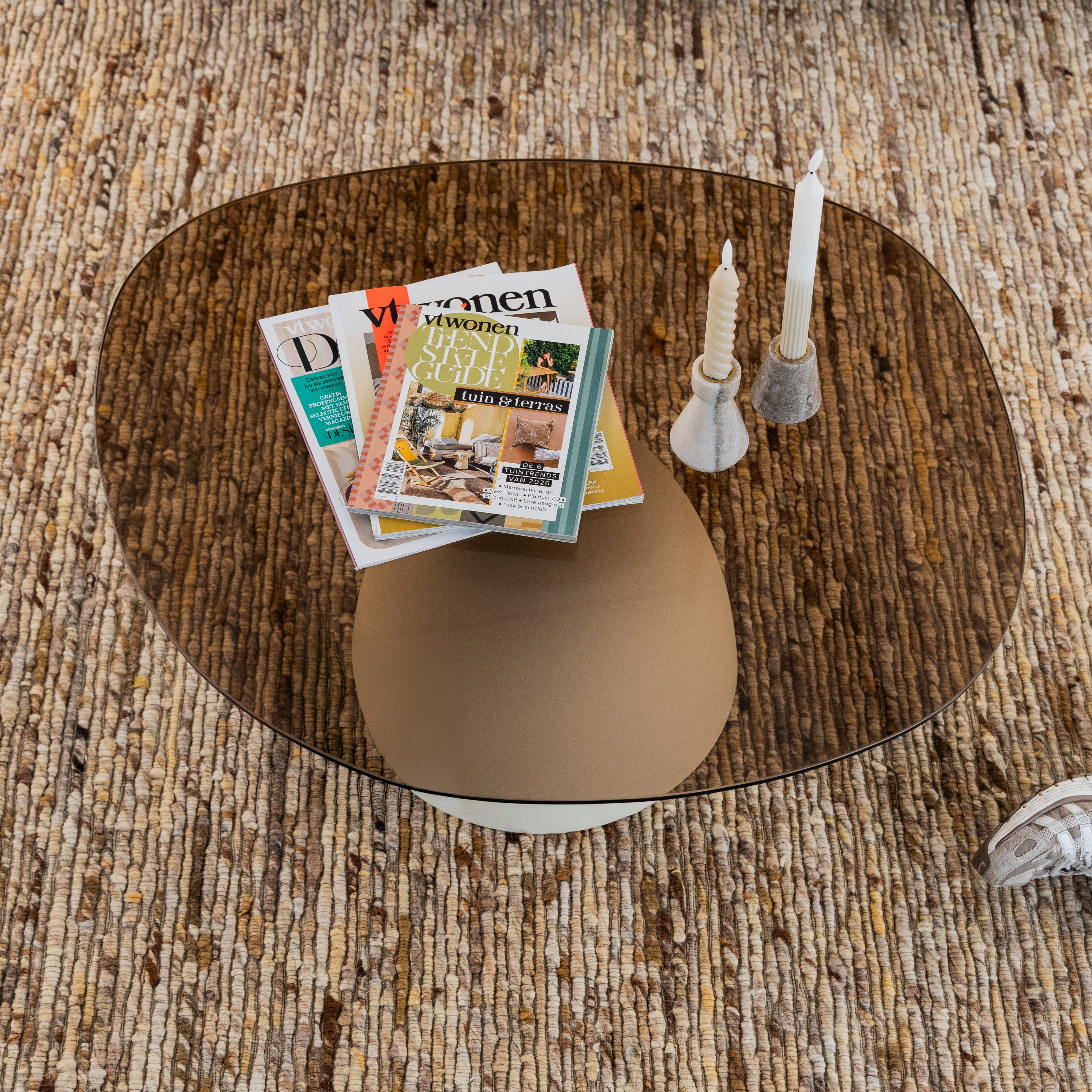 Sohome Organische Salontafel 'Jacky' Glas en betonlook, 86 x 76cm