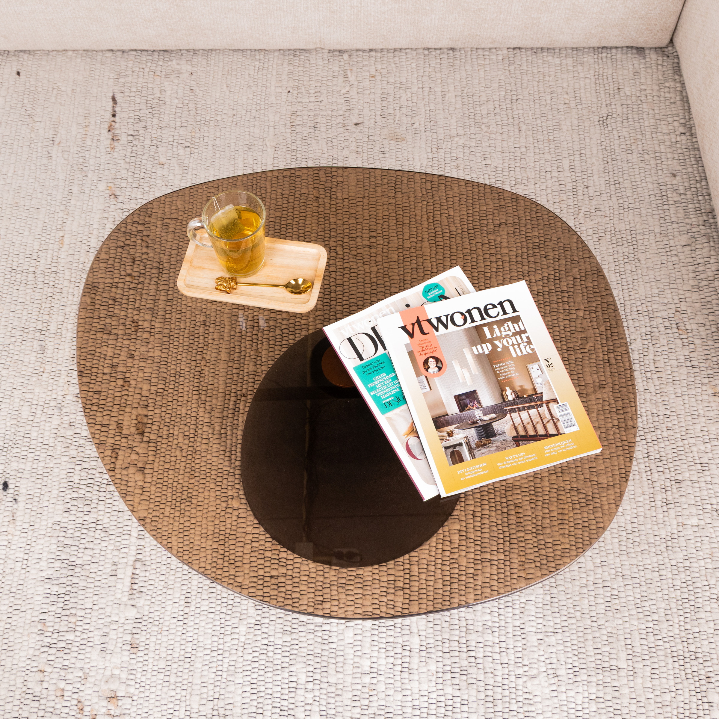 Sohome Organische Salontafel 'Jacky' Glas en gecoat staal, 86 x 76cm, kleur Bruin