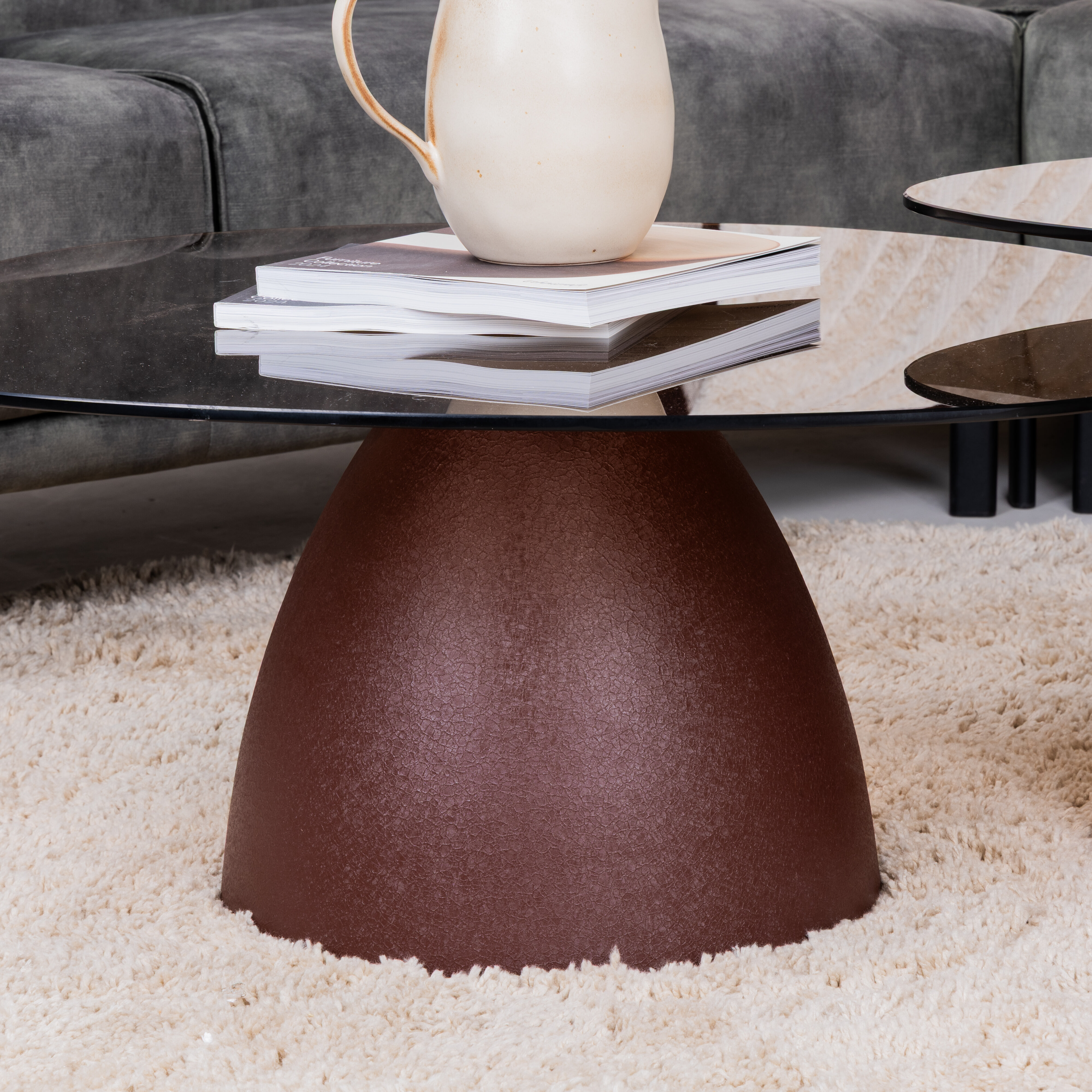 Sohome Organische Salontafel 'Jacky' Glas en gecoat staal, 86 x 76cm, kleur Burgundy