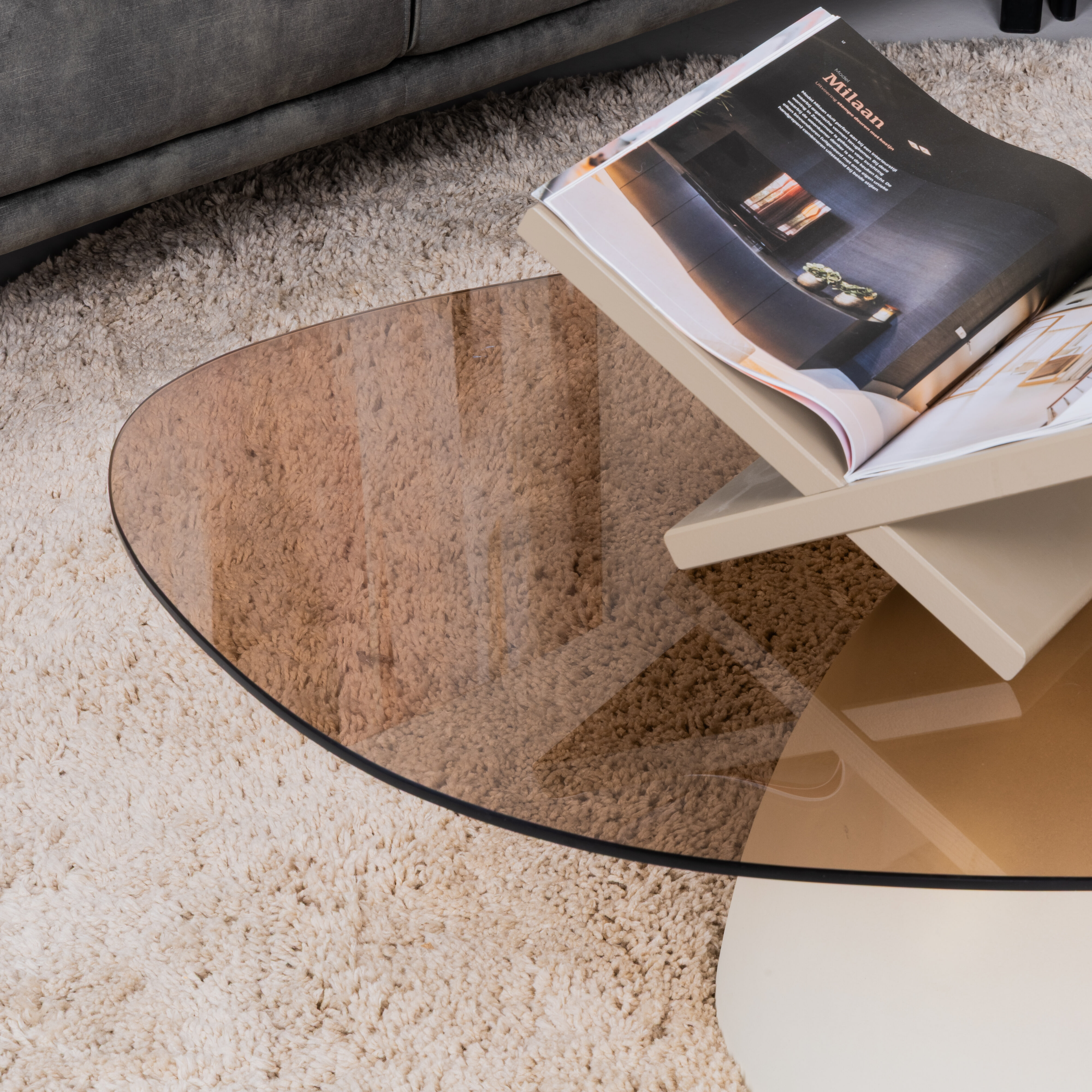 Sohome Organische Salontafel 'Jacky' Glas en betonlook, 110 x 65cm