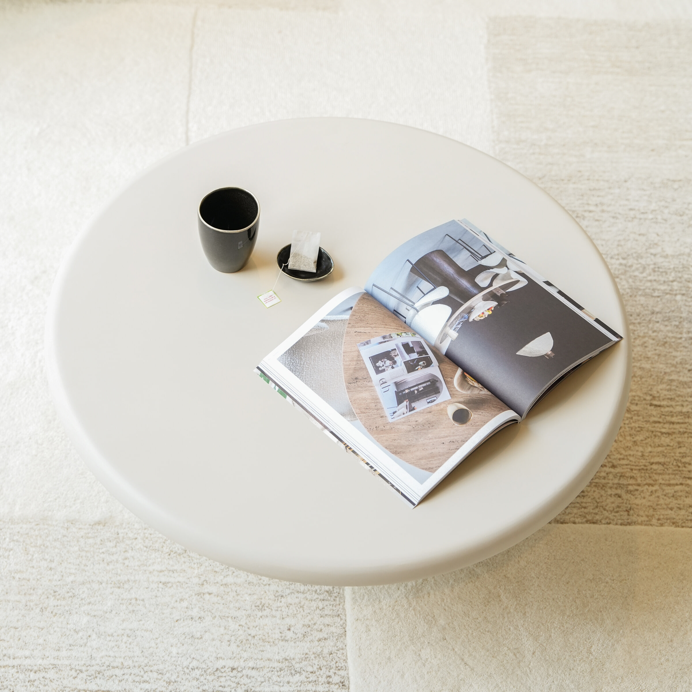 Eleonora Ronde Salontafel 'Jade' Magnesium oxide 80cm, kleur crème