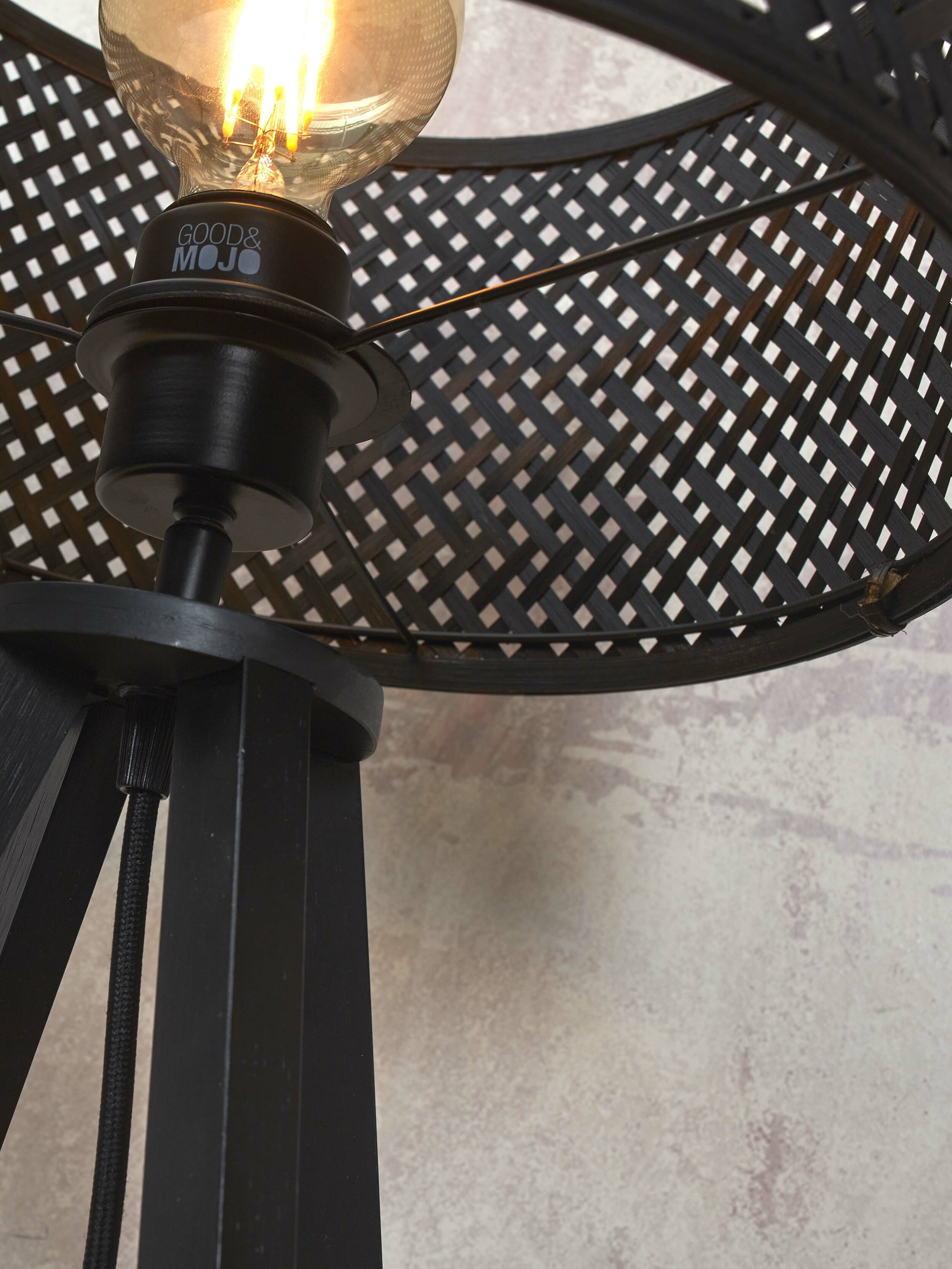 GOOD&MOJO Vloerlamp 'Java' 4-poot, Bamboe, kleur Zwart